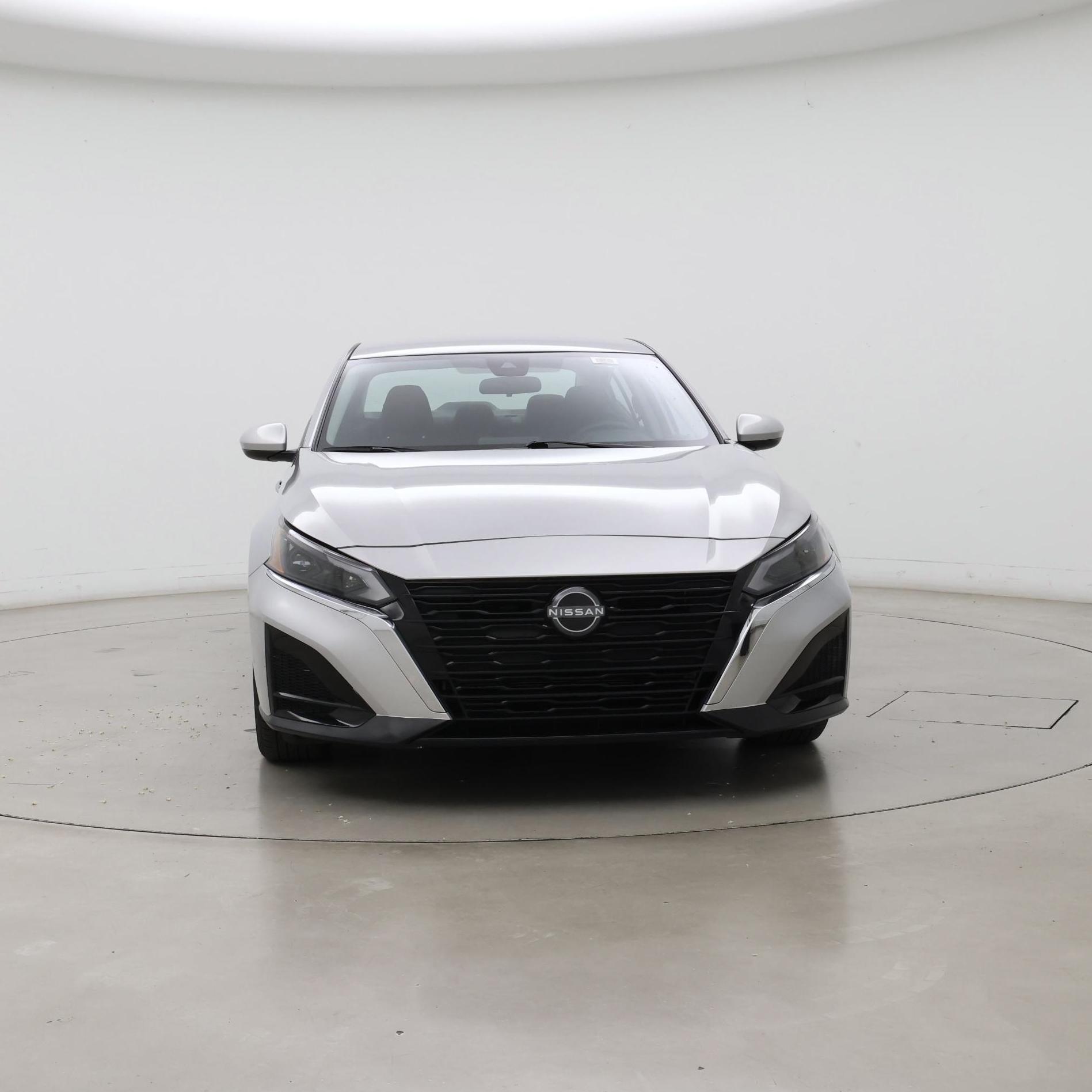 Thumbnail: 2023 Nissan Altima - 5