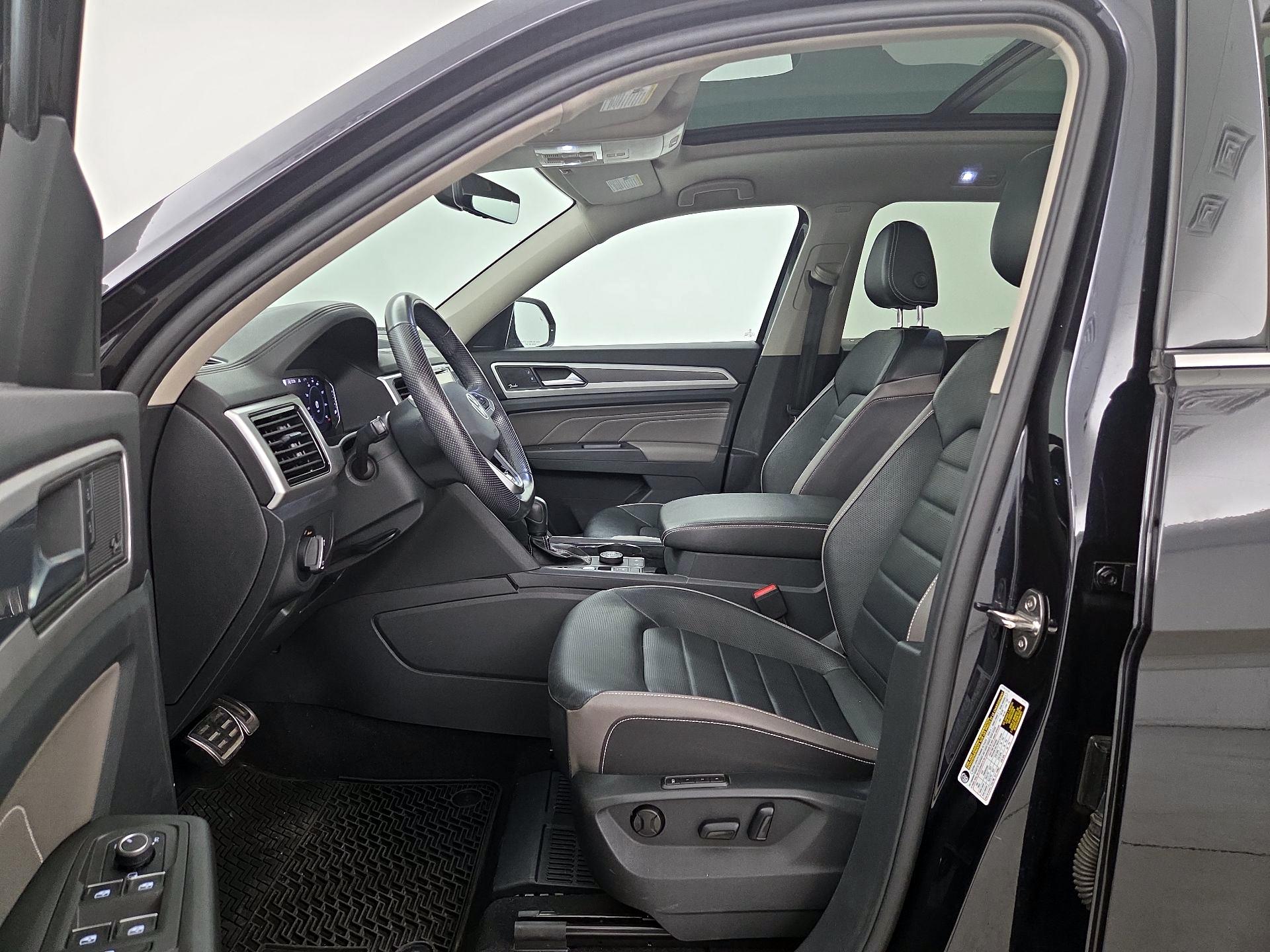 Thumbnail: 2022 Volkswagen Atlas - 11