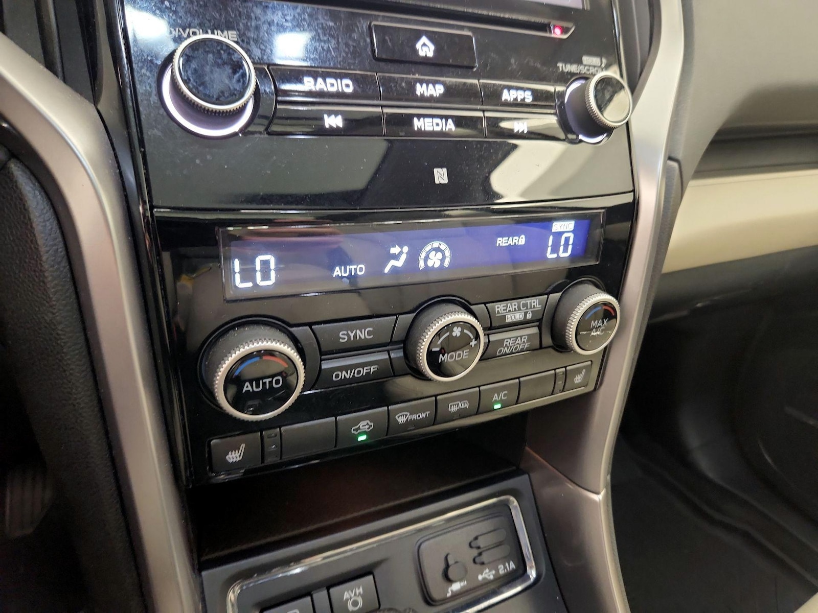 2020 Subaru Ascent Limited - Photo 15