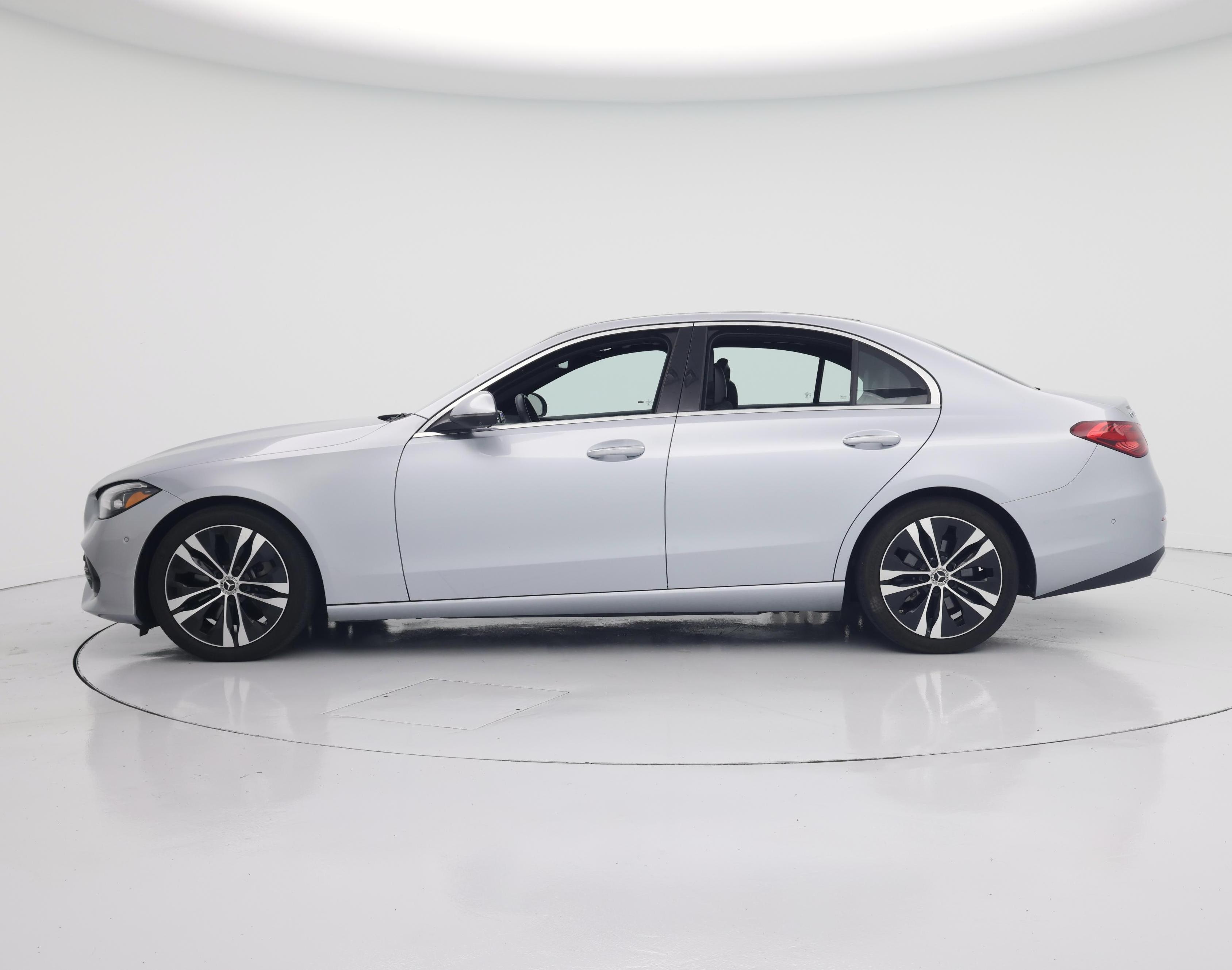 Thumbnail: 2022 Mercedes-Benz C-Class - 3