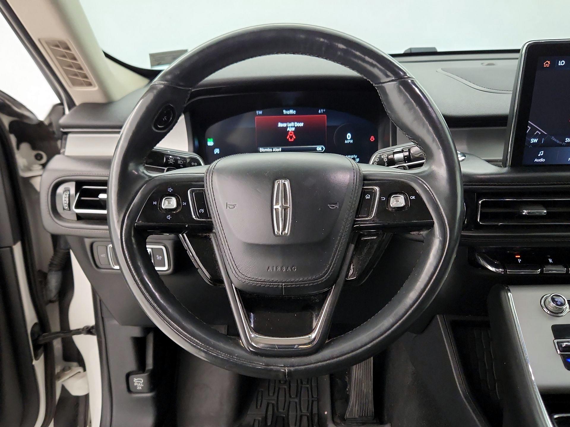 Thumbnail: 2021 Lincoln Aviator - 10