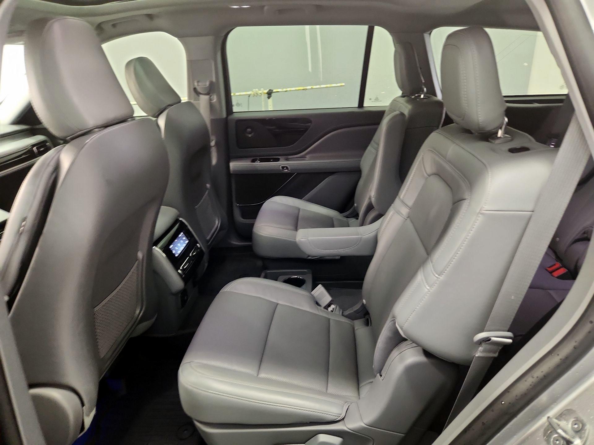 Thumbnail: 2021 Lincoln Aviator - 20