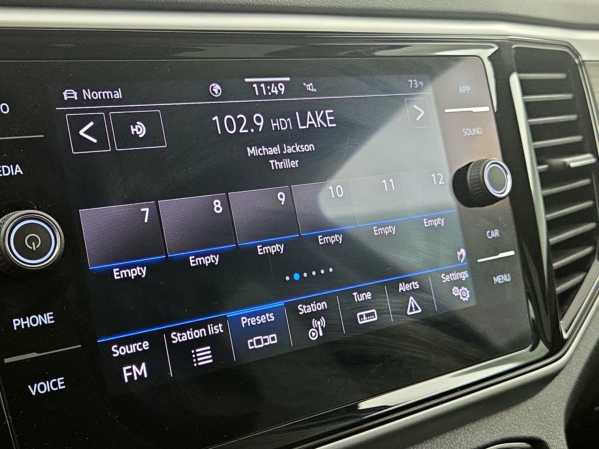 Thumbnail: 2022 Volkswagen Atlas - 15