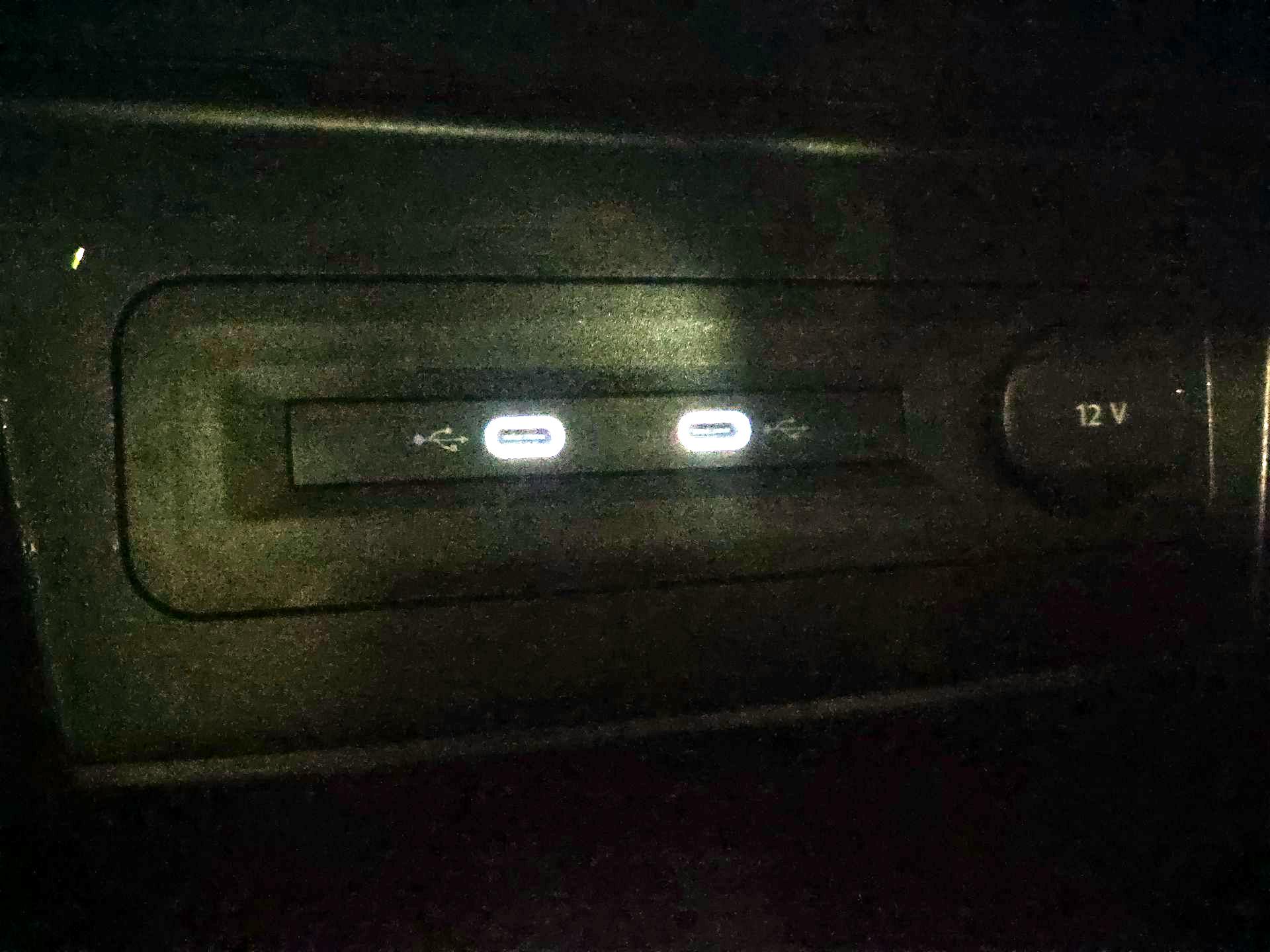 Thumbnail: 2022 Volkswagen Atlas - 18