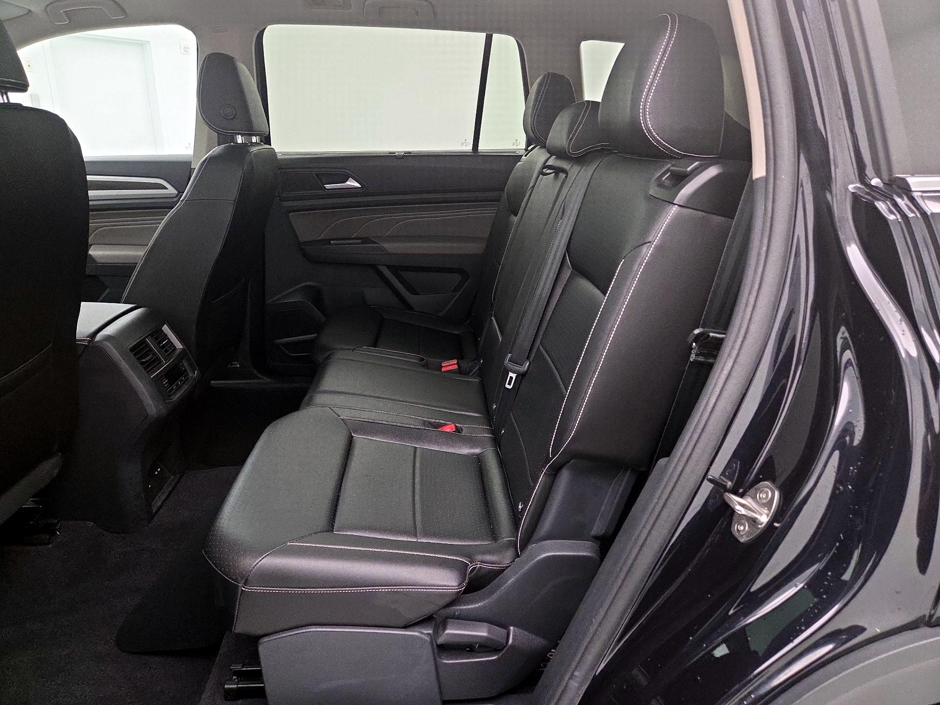 Thumbnail: 2022 Volkswagen Atlas - 20