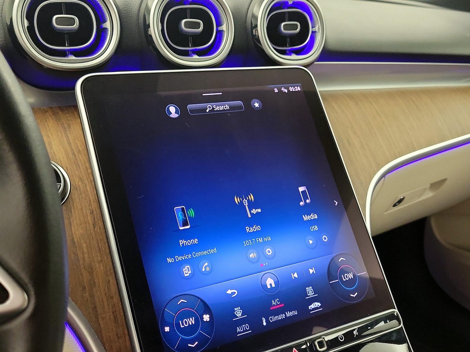 2023 Mercedes-Benz C-Class Sedan C 300 - Photo 17