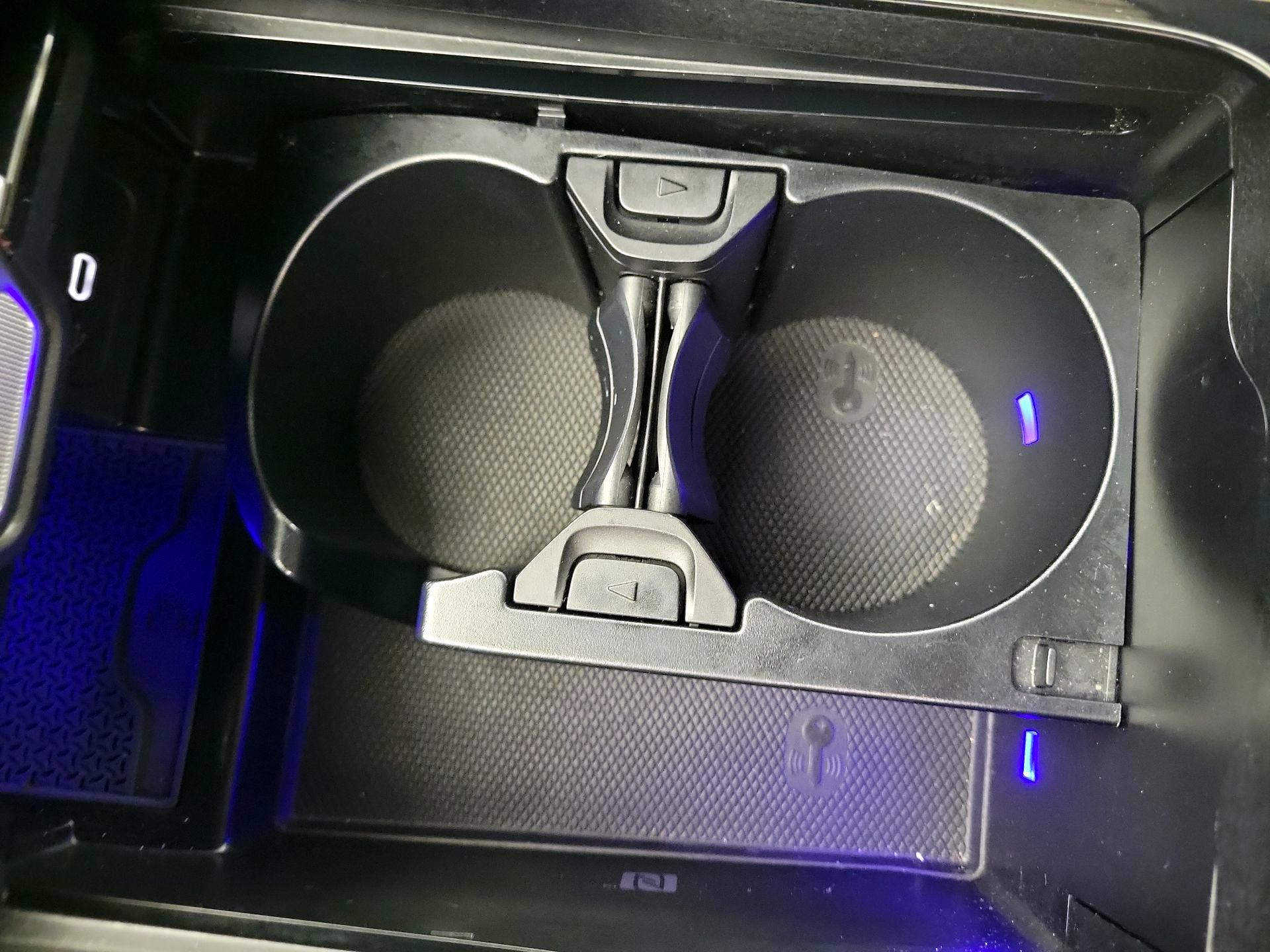 Thumbnail: 2023 Mercedes-Benz C-Class - 19