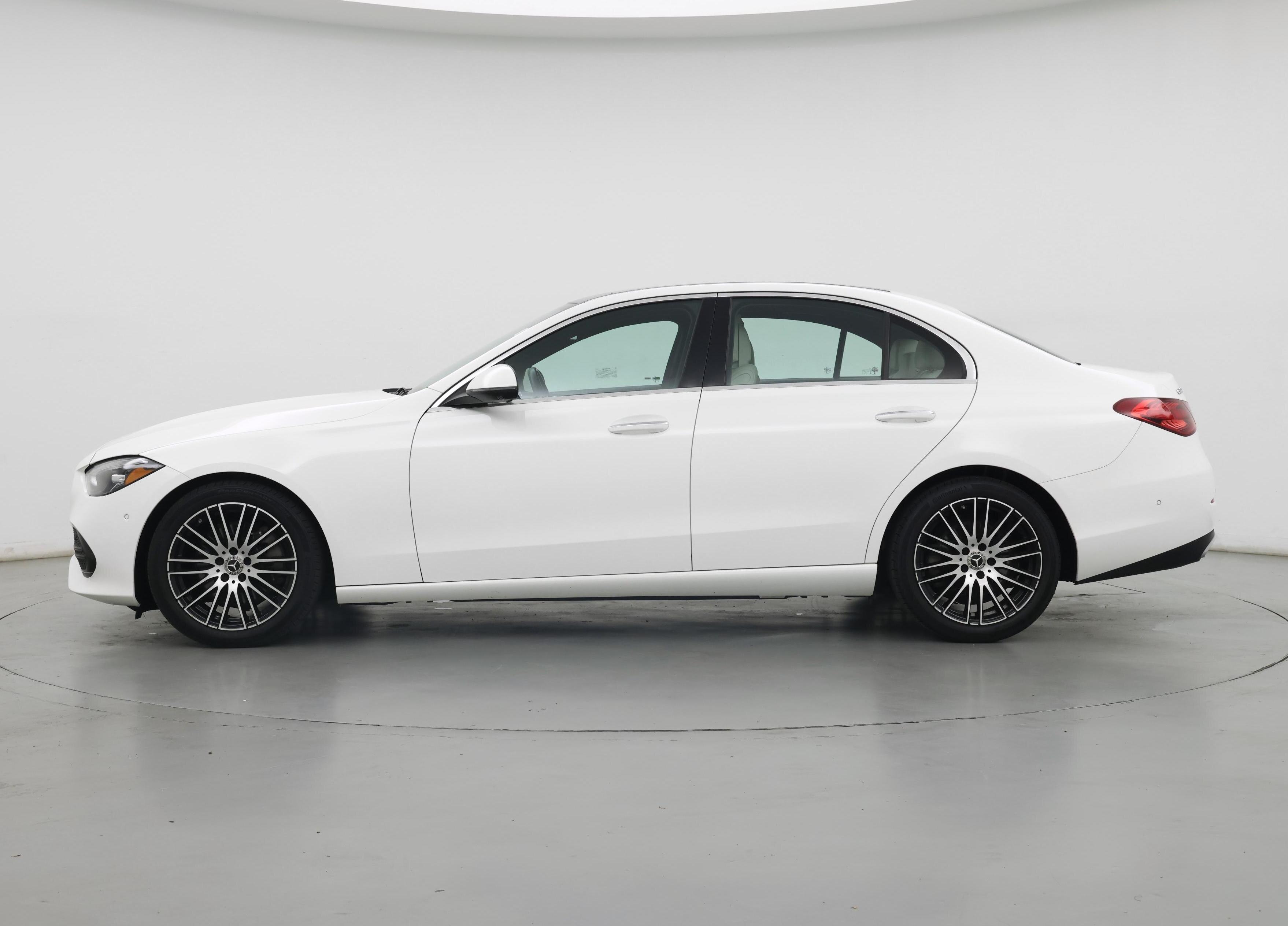 Thumbnail: 2023 Mercedes-Benz C-Class - 3