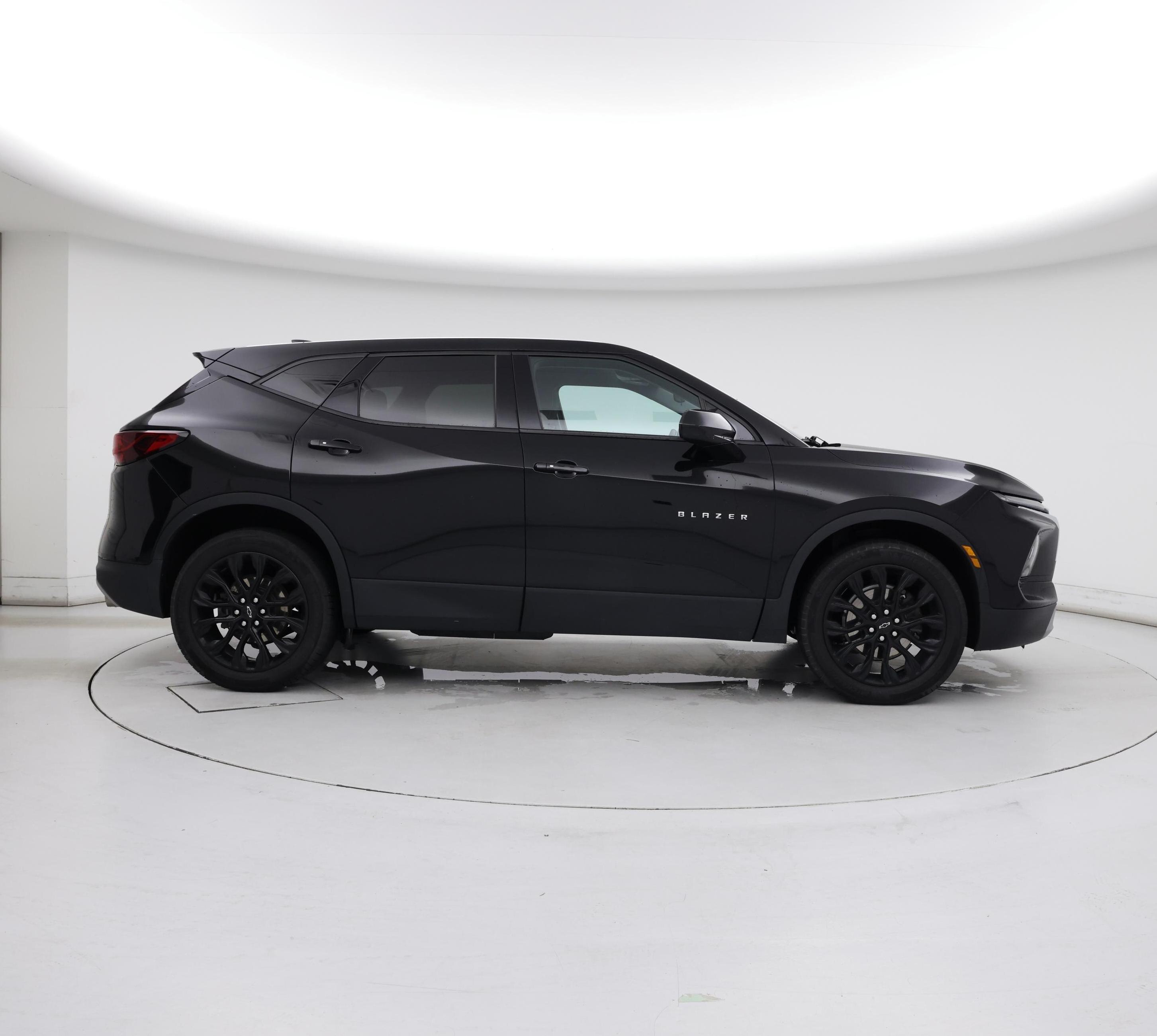 Thumbnail: 2023 Chevrolet Blazer - 7