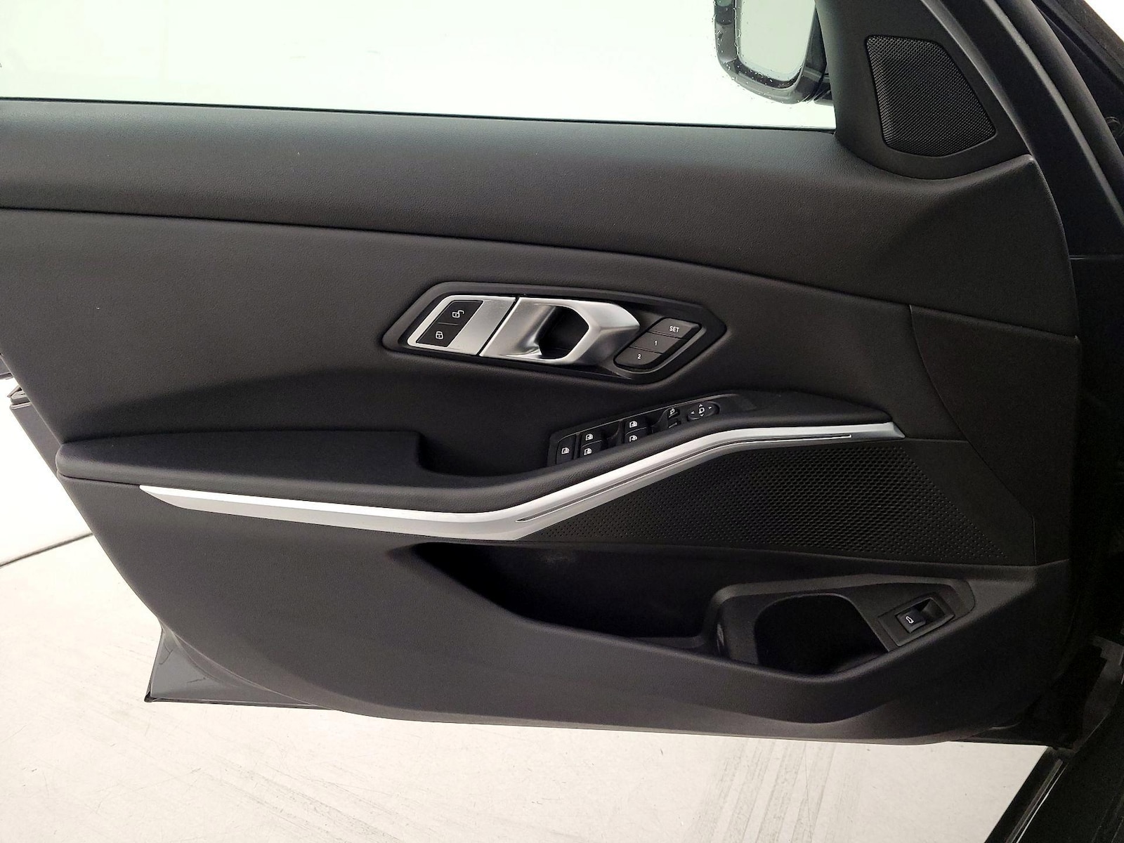 2022 BMW 3 Series 330i - Photo 13