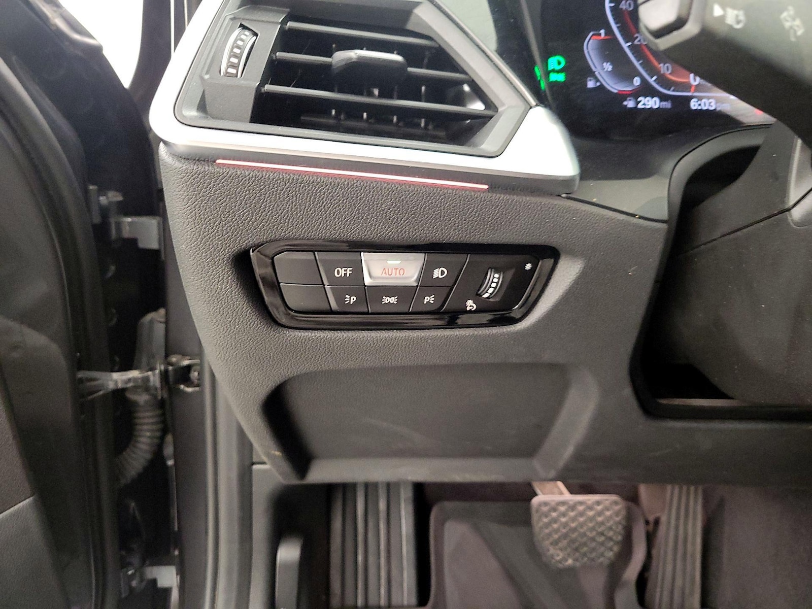 2022 BMW 3 Series 330i - Photo 14