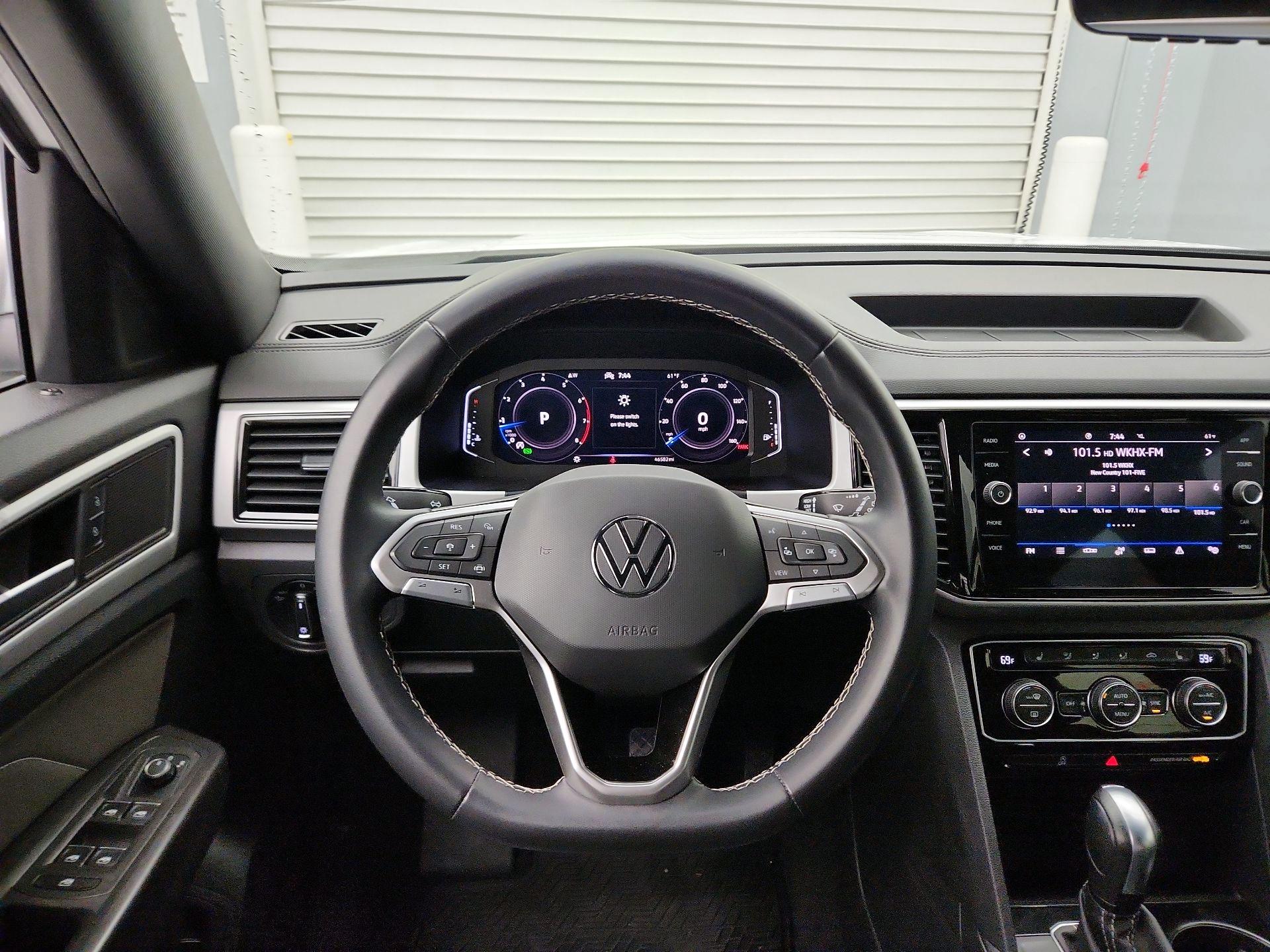 Thumbnail: 2023 Volkswagen Atlas - 10