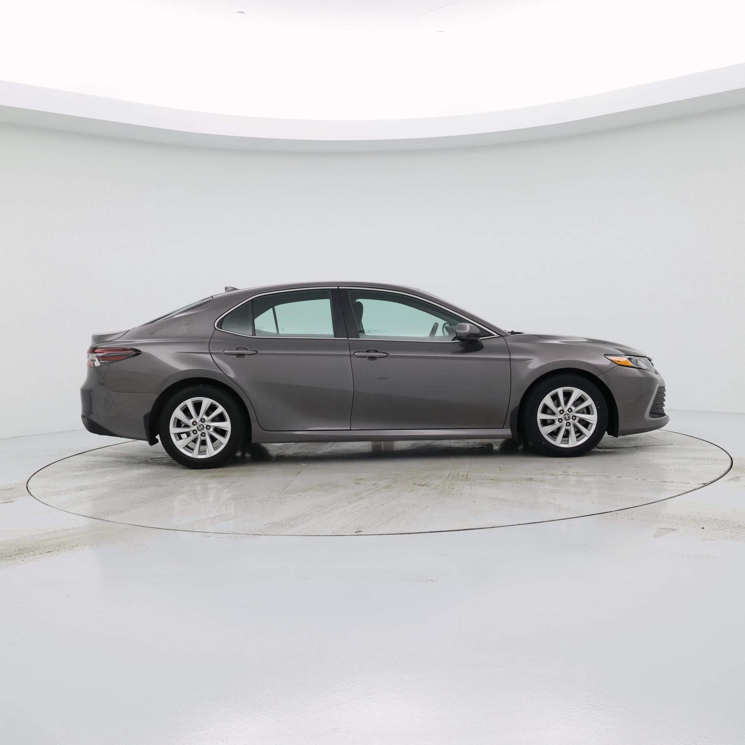 Thumbnail: 2022 Toyota Camry - 7