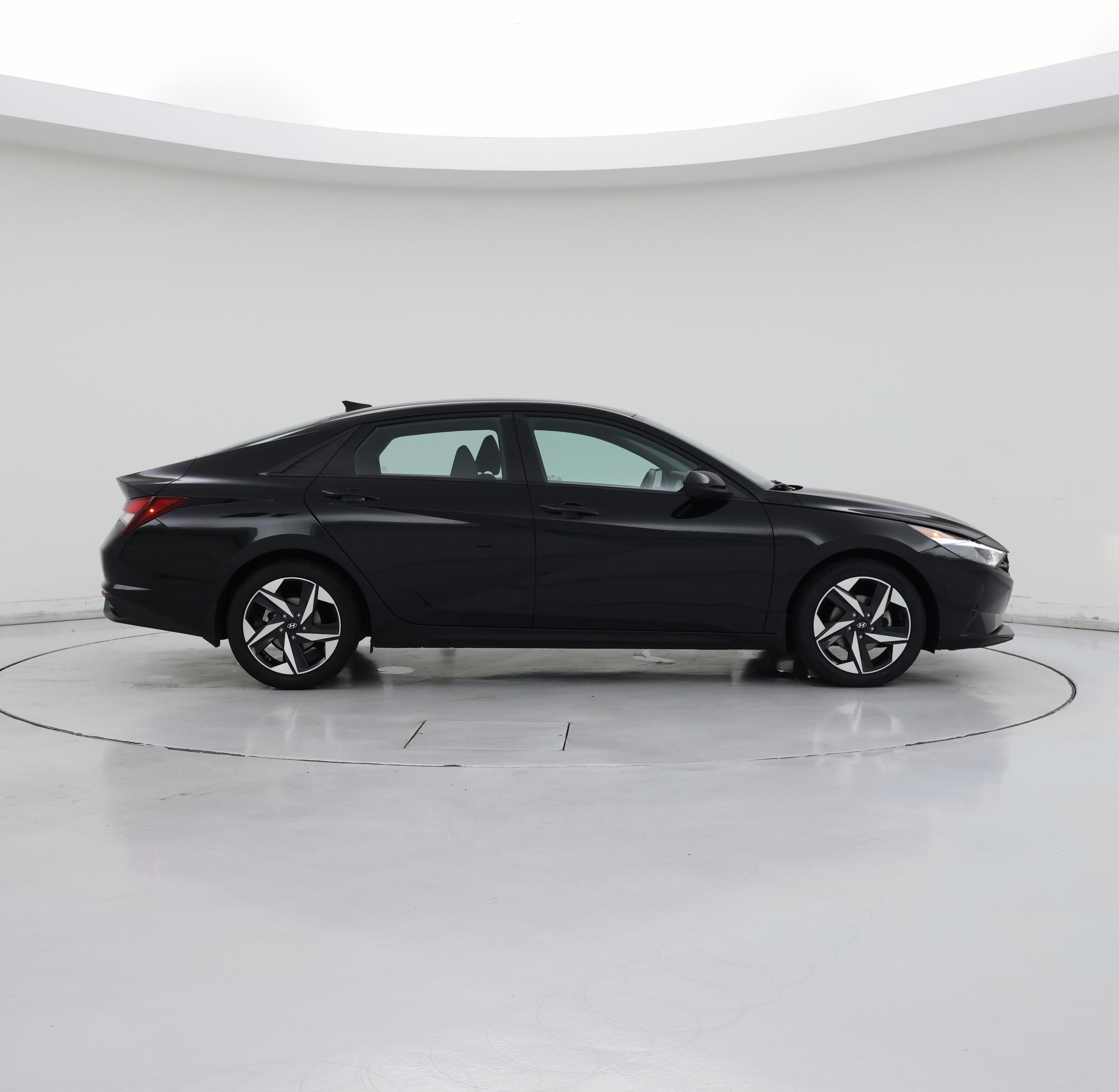 Thumbnail: 2023 Hyundai Elantra - 7