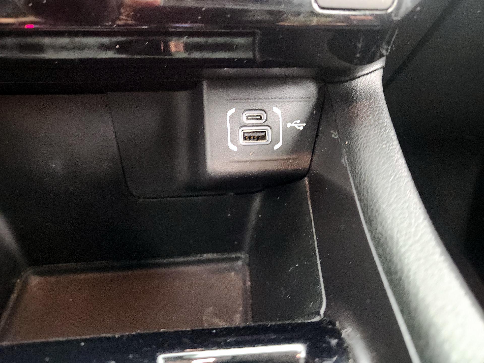 Thumbnail: 2022 Jeep Compass - 18