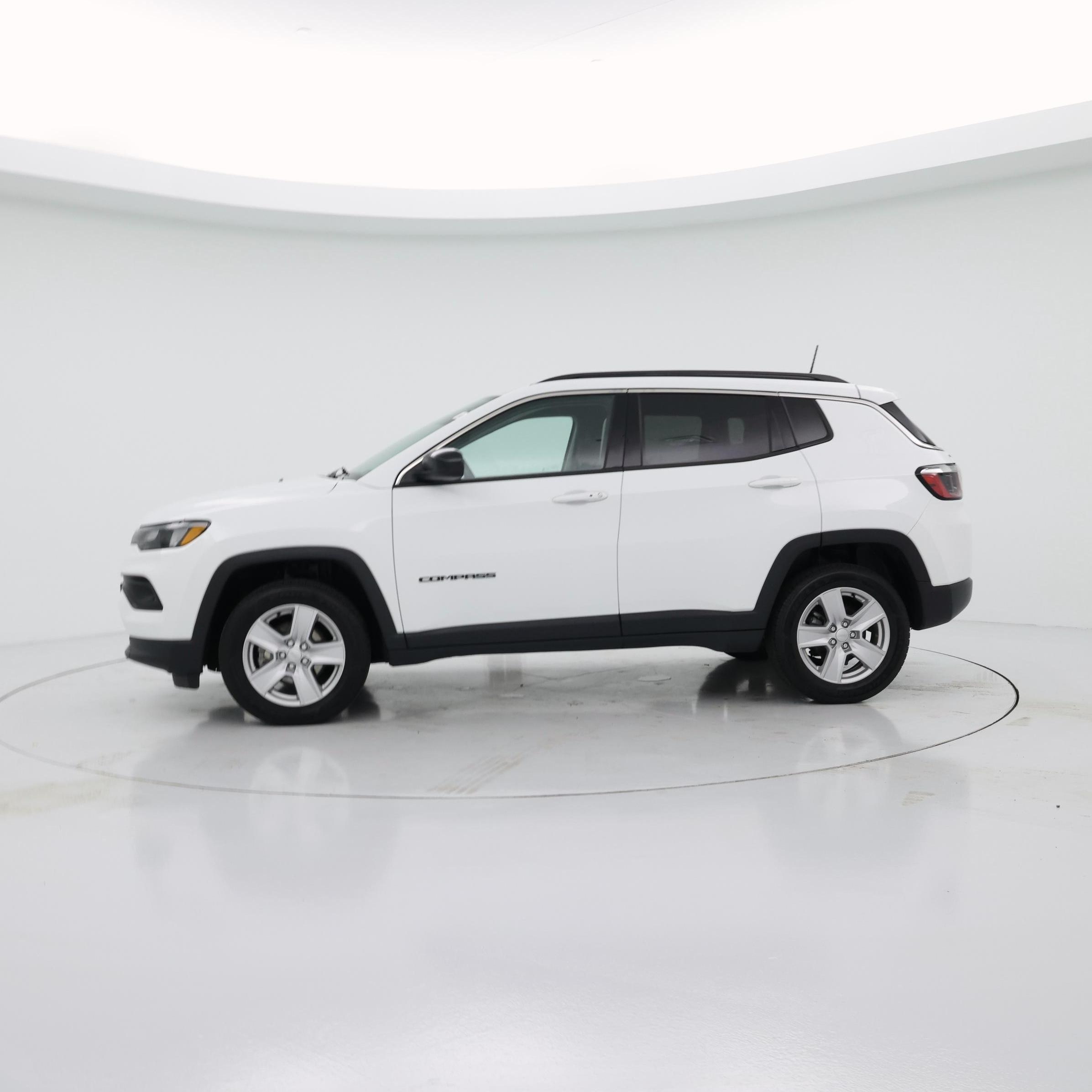 Thumbnail: 2022 Jeep Compass - 3