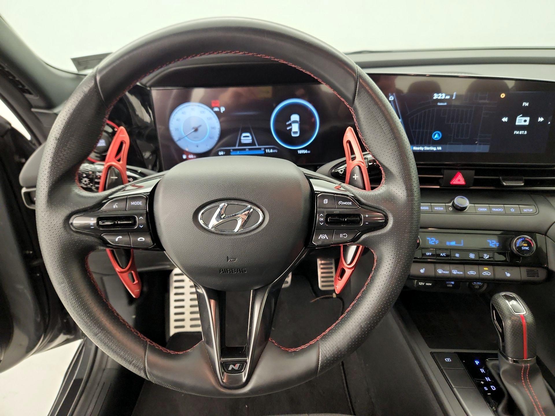 Thumbnail: 2023 Hyundai Elantra - 10