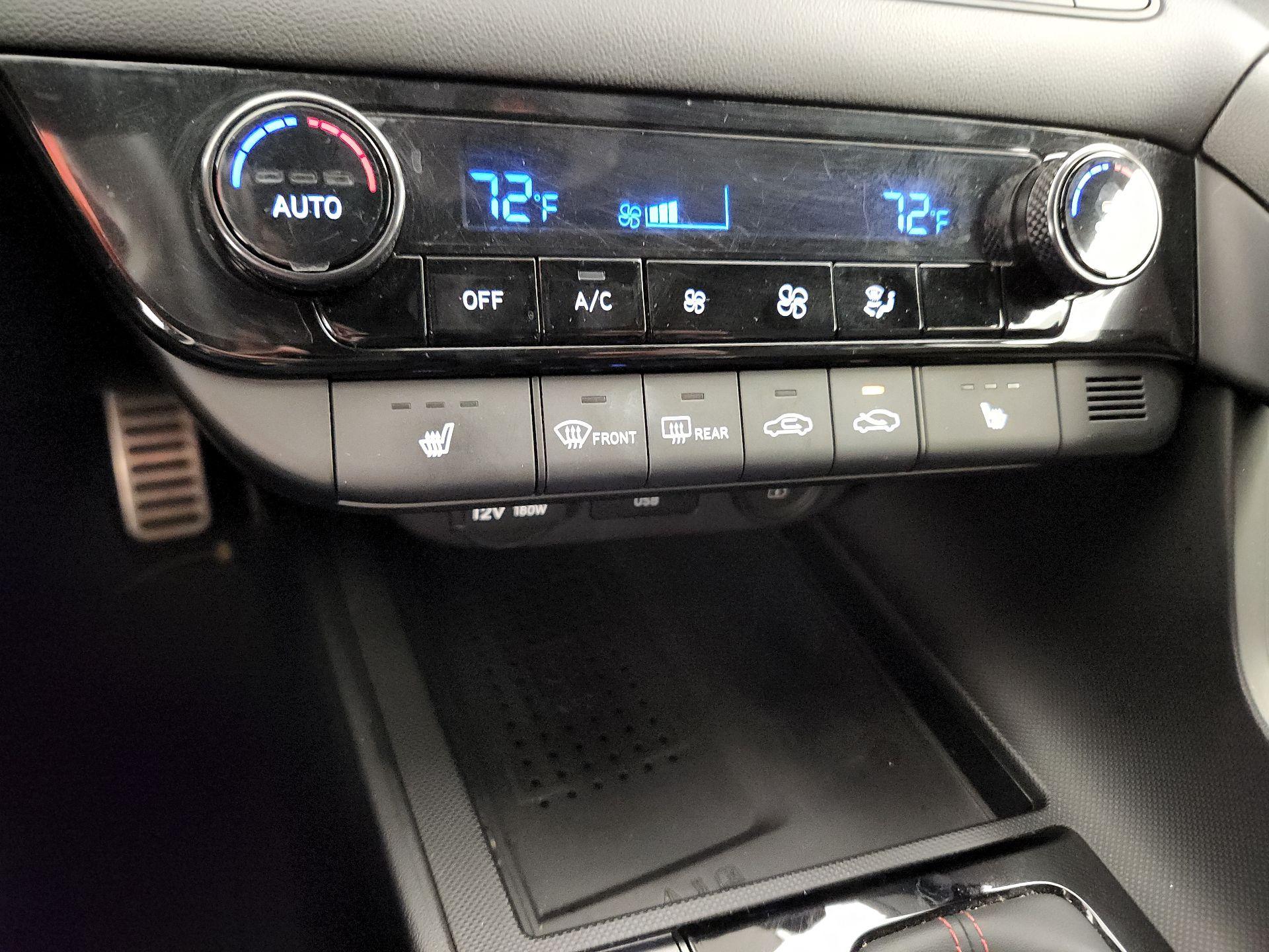 Thumbnail: 2023 Hyundai Elantra - 17