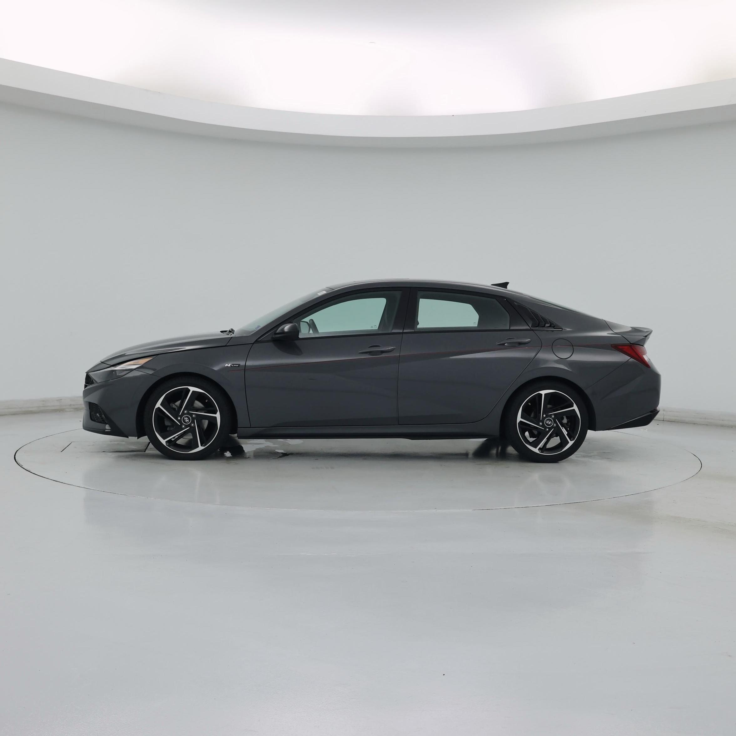 Thumbnail: 2023 Hyundai Elantra - 3