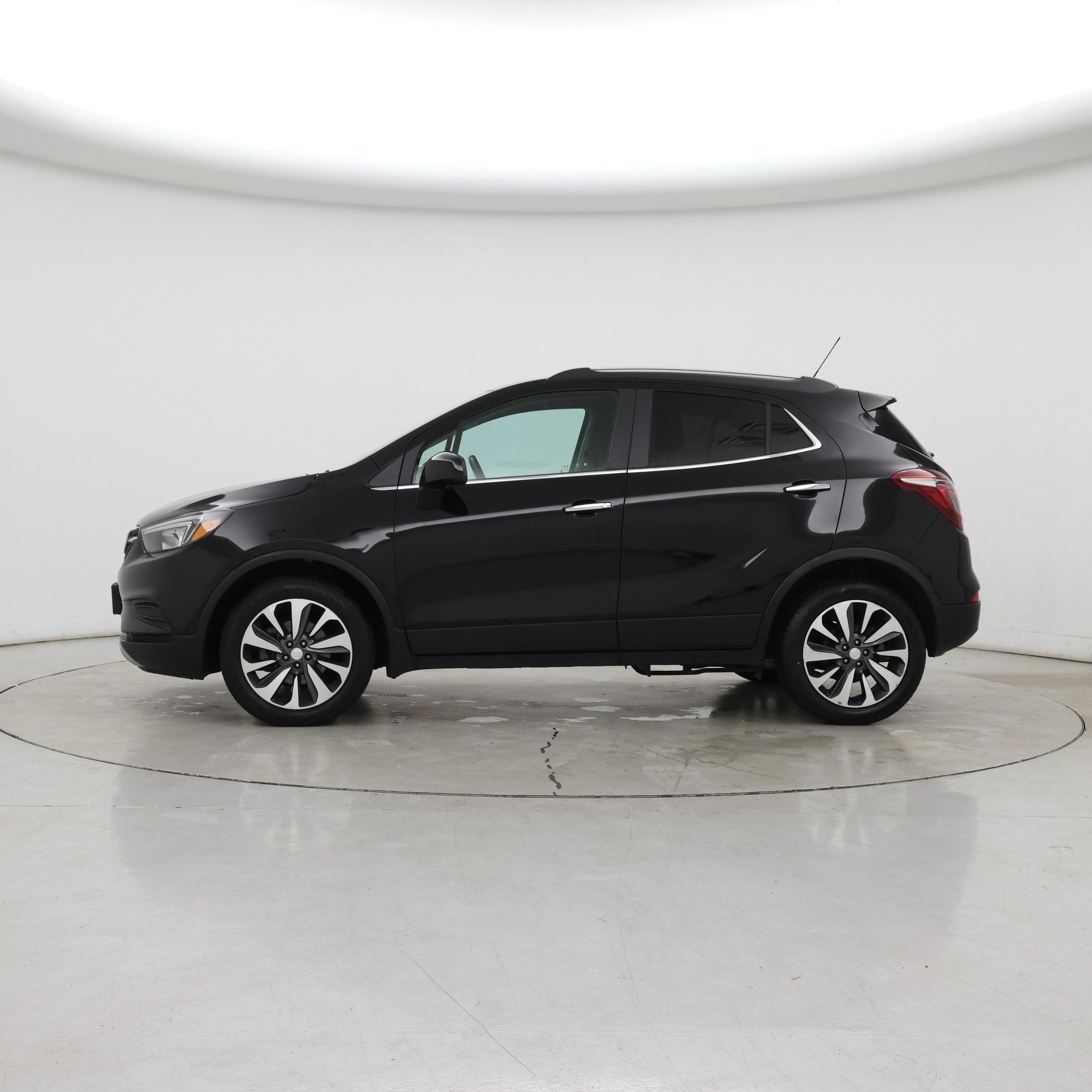 Thumbnail: 2022 Buick Encore - 3
