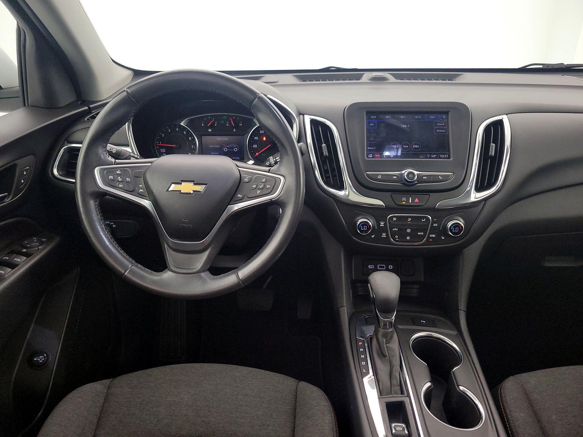 Thumbnail: 2022 Chevrolet Equinox - 10