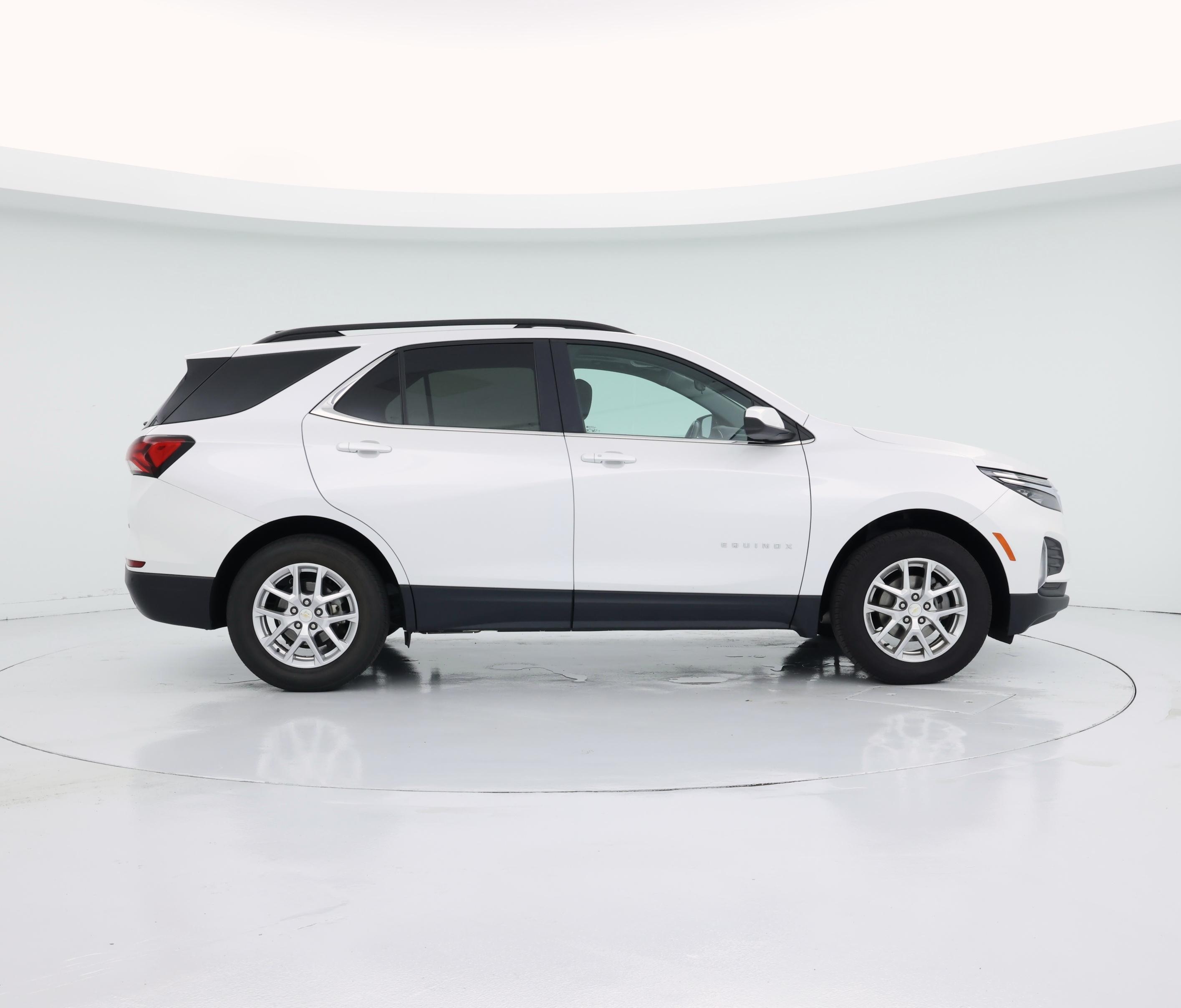 Thumbnail: 2022 Chevrolet Equinox - 7