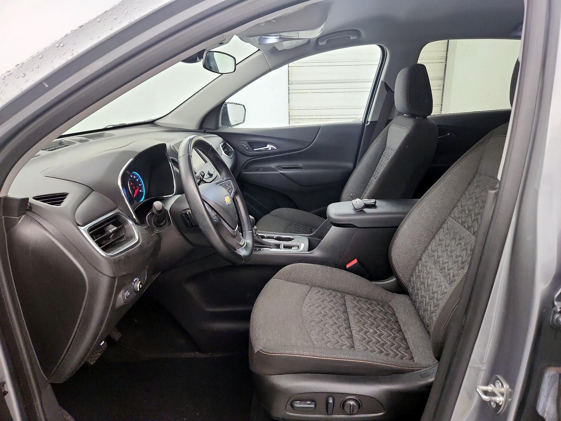 Thumbnail: 2023 Chevrolet Equinox - 9