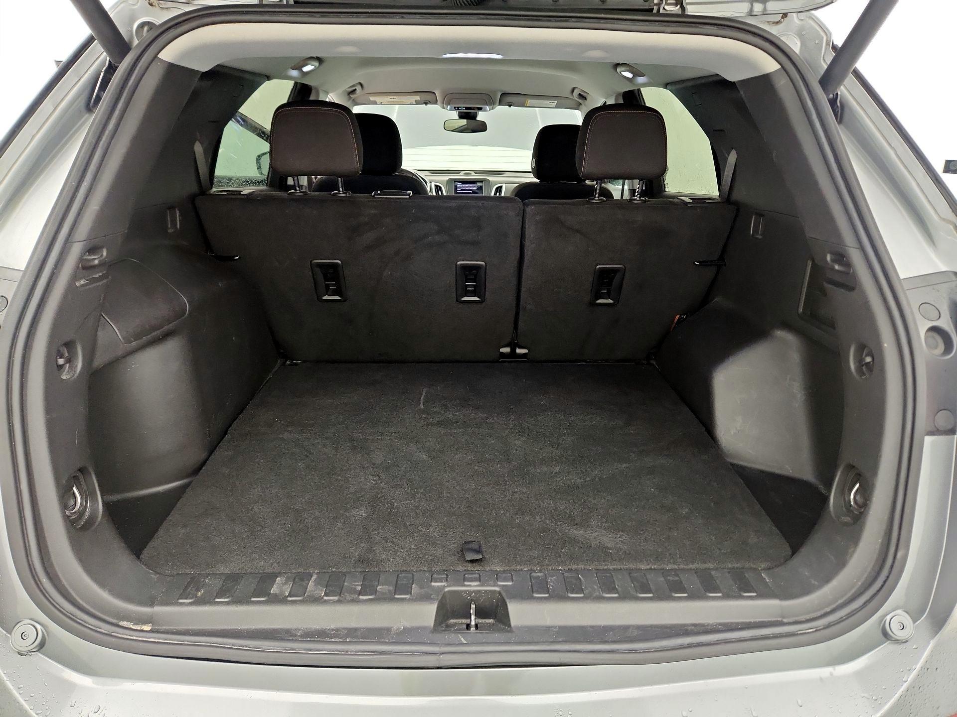 Thumbnail: 2023 Chevrolet Equinox - 18