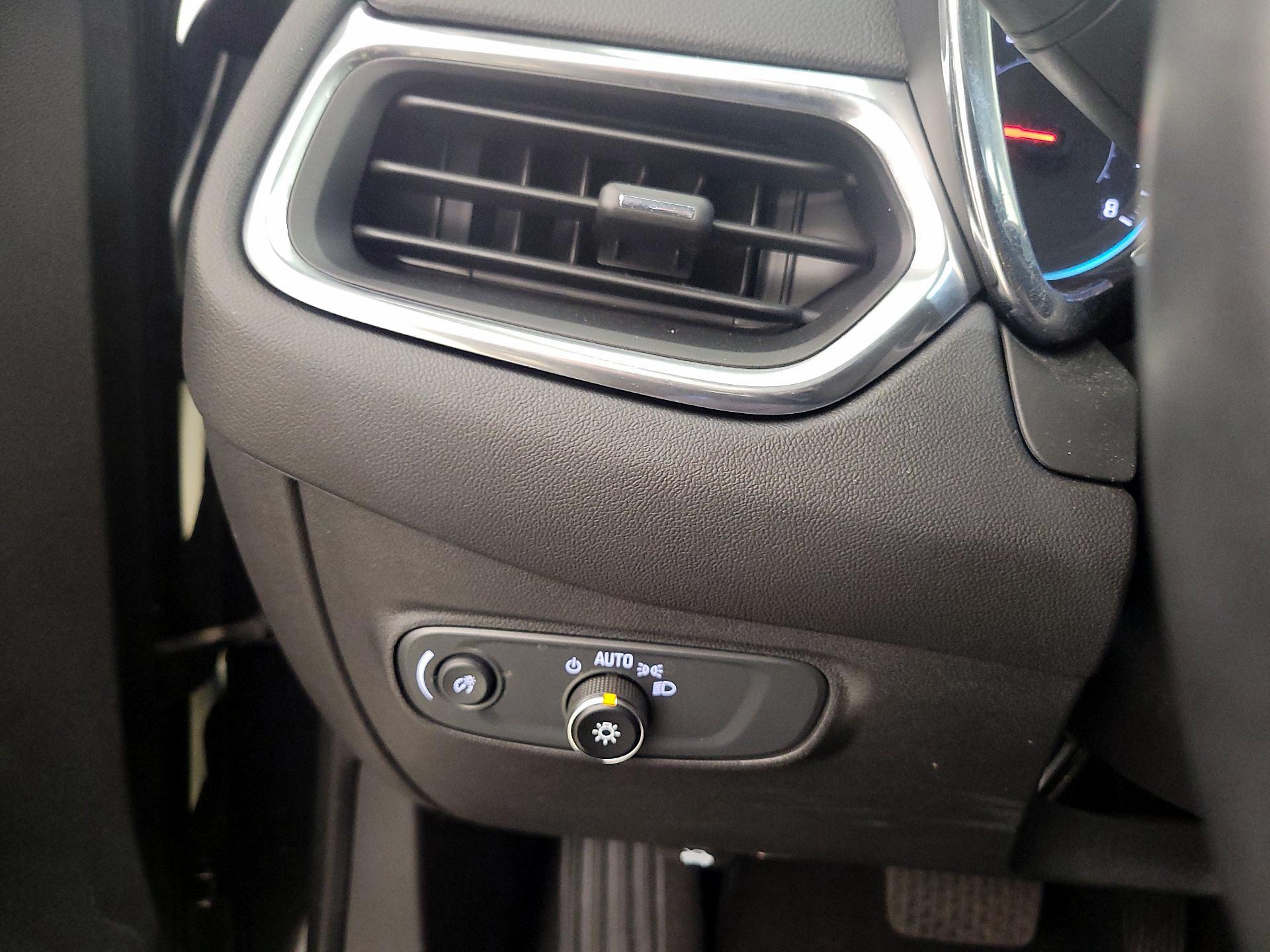 Thumbnail: 2023 Chevrolet Equinox - 13