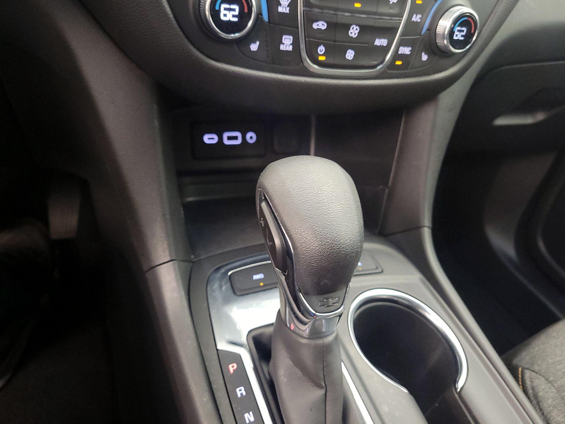 Thumbnail: 2023 Chevrolet Equinox - 18