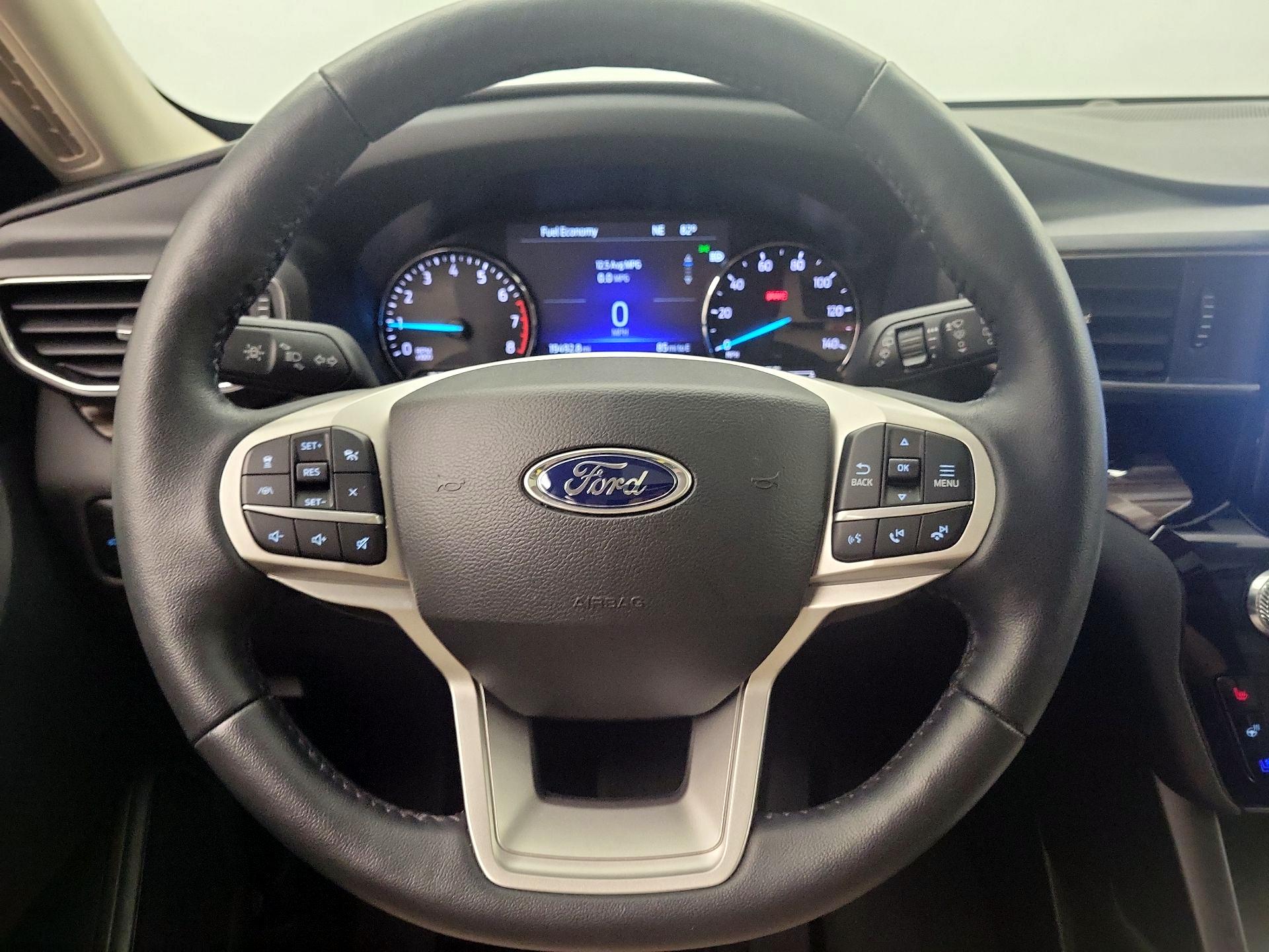 Thumbnail: 2022 Ford Explorer - 10