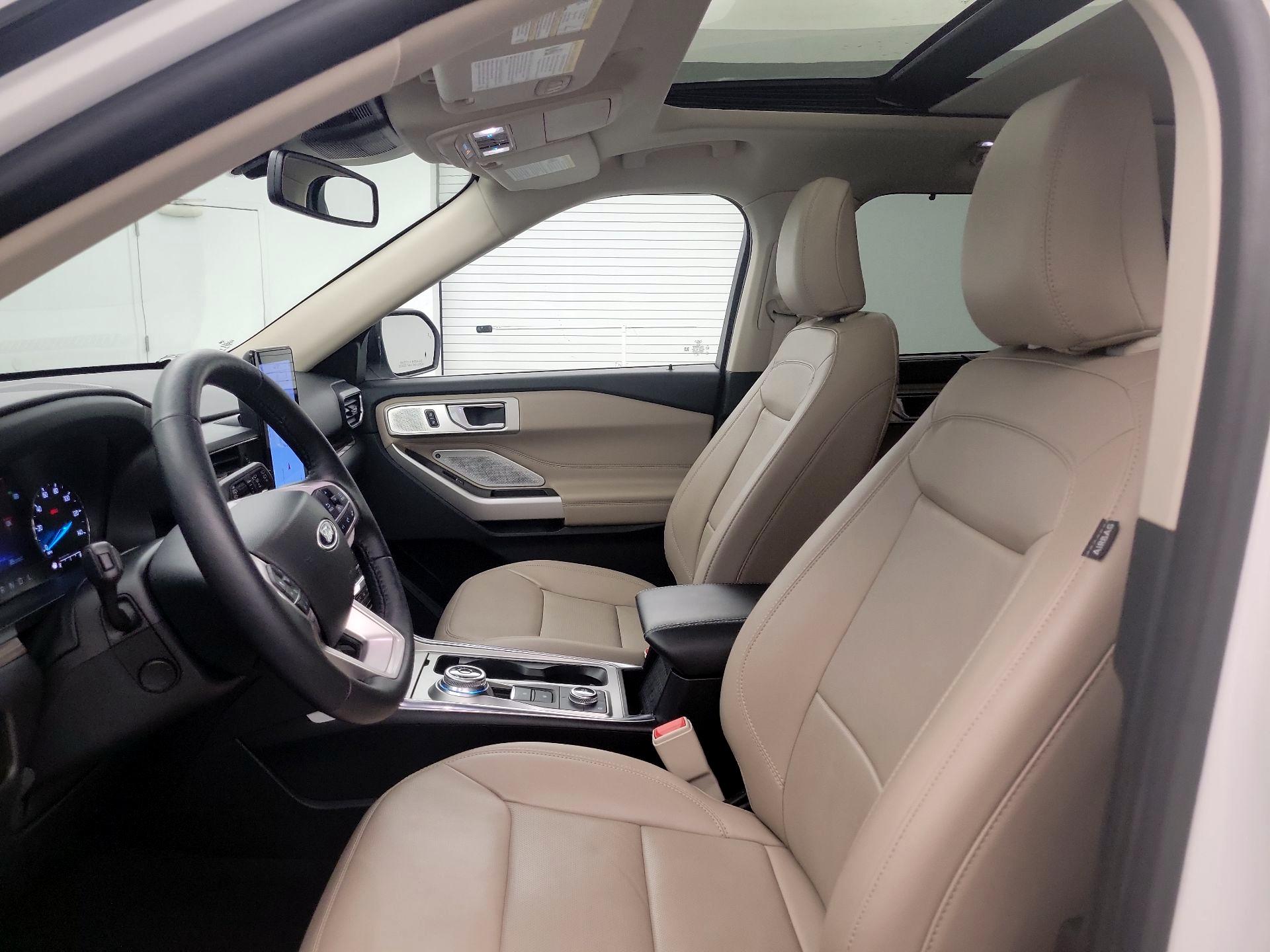 Thumbnail: 2022 Ford Explorer - 11