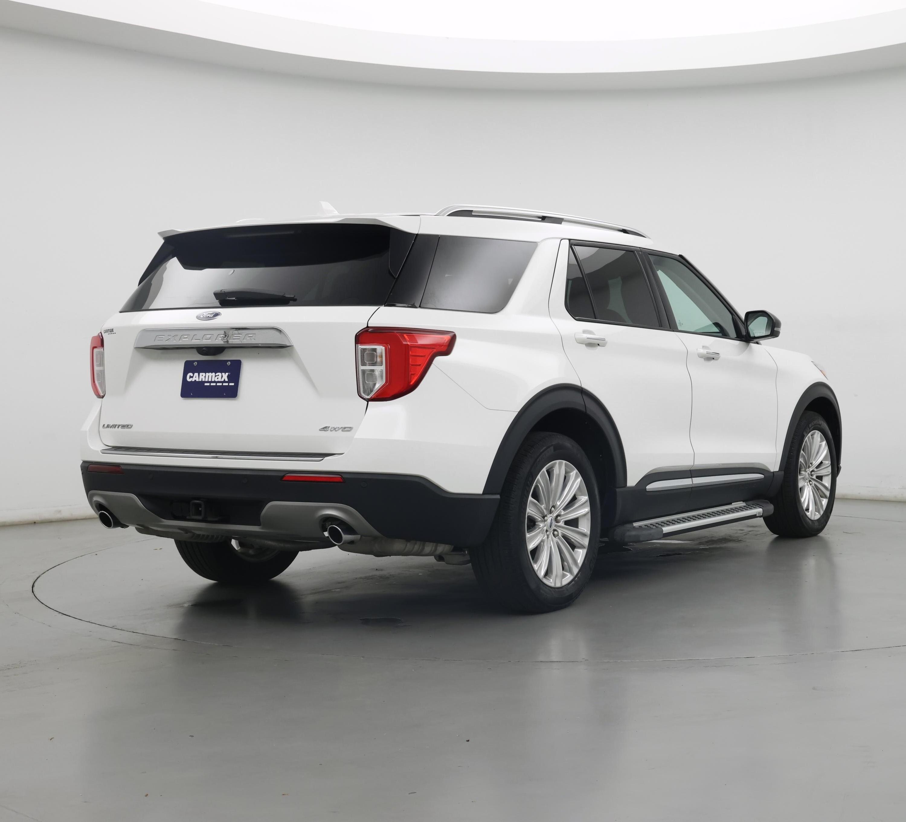 Thumbnail: 2022 Ford Explorer - 8