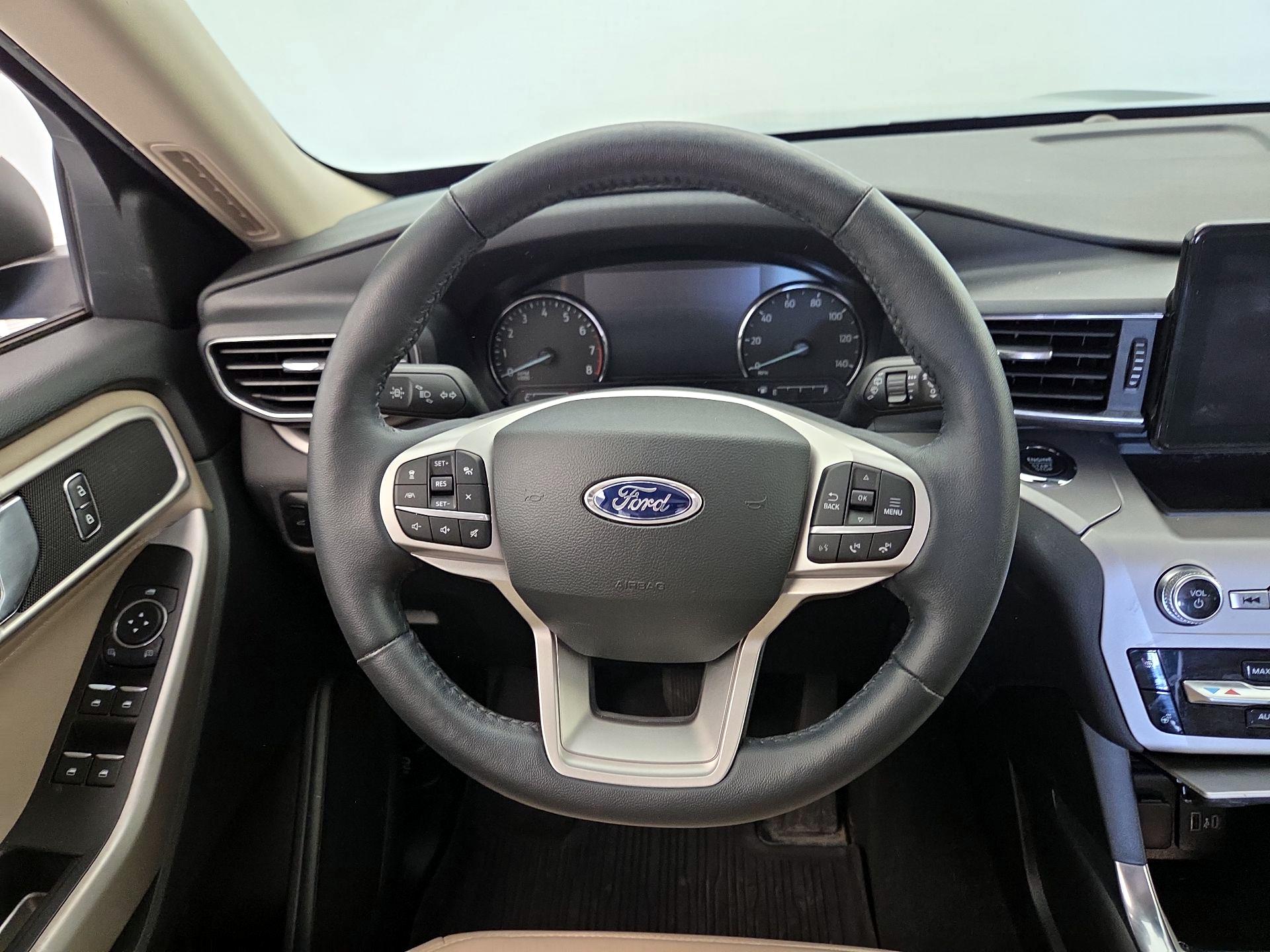 Thumbnail: 2022 Ford Explorer - 10