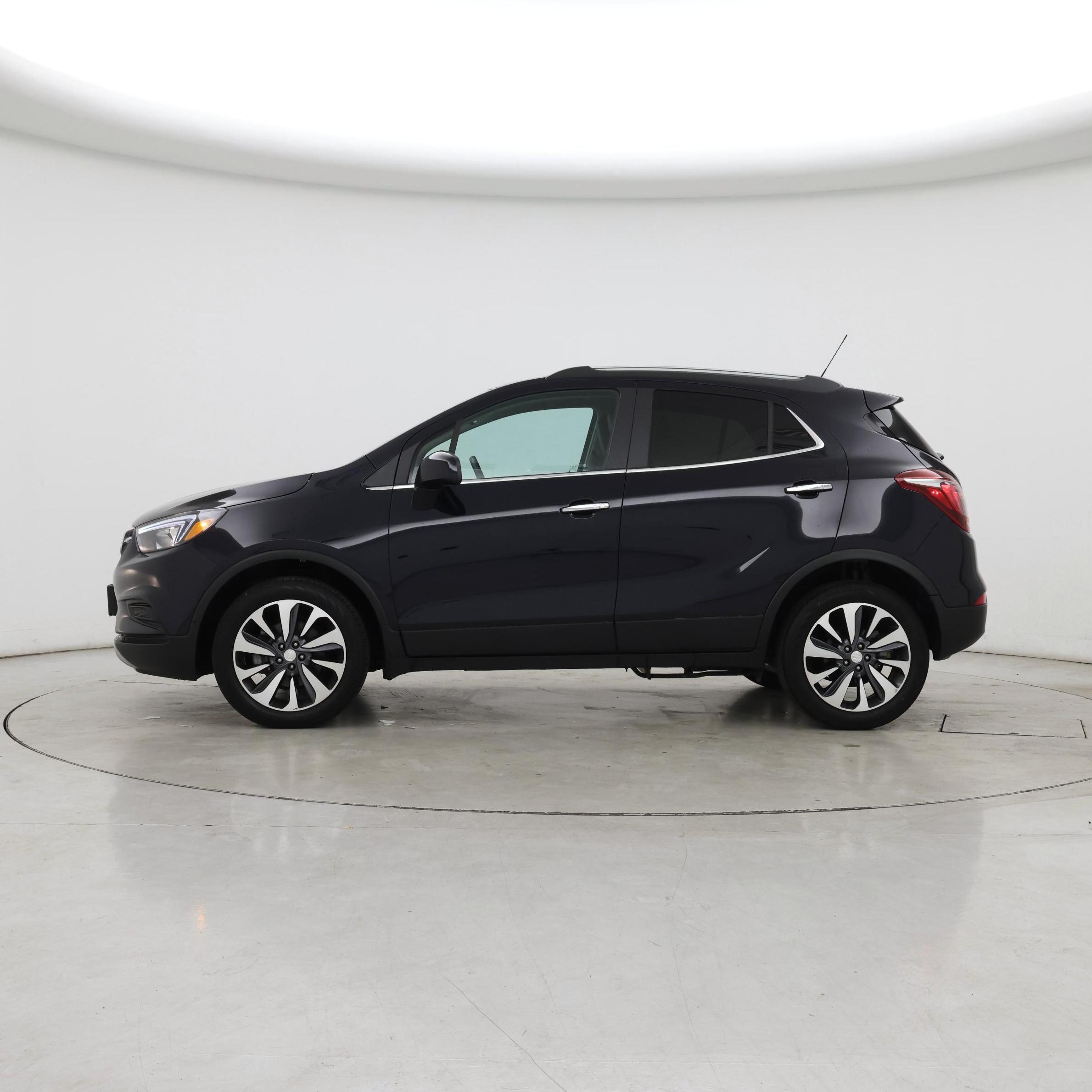 Thumbnail: 2022 Buick Encore - 3