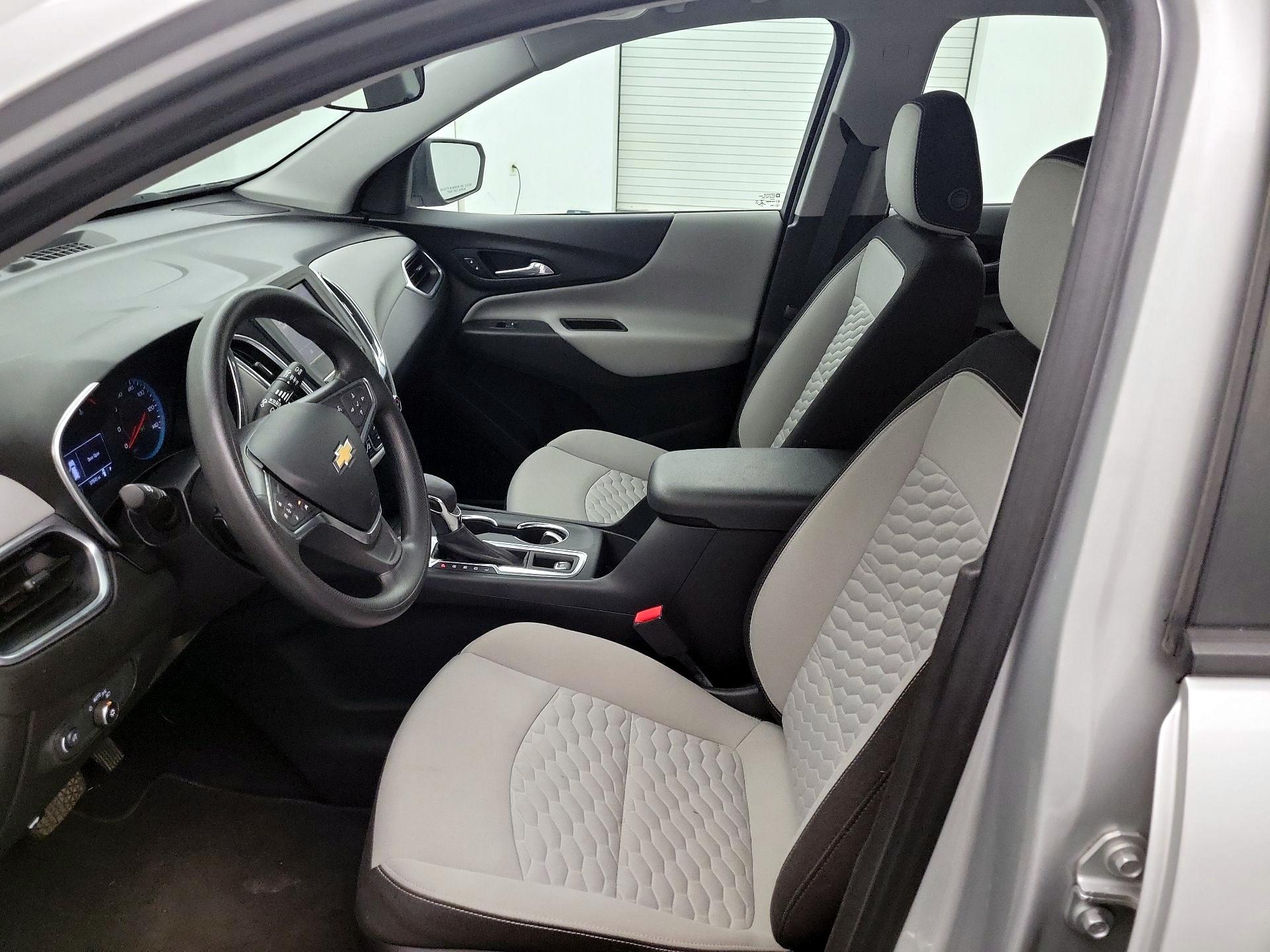 Thumbnail: 2021 Chevrolet Equinox - 11