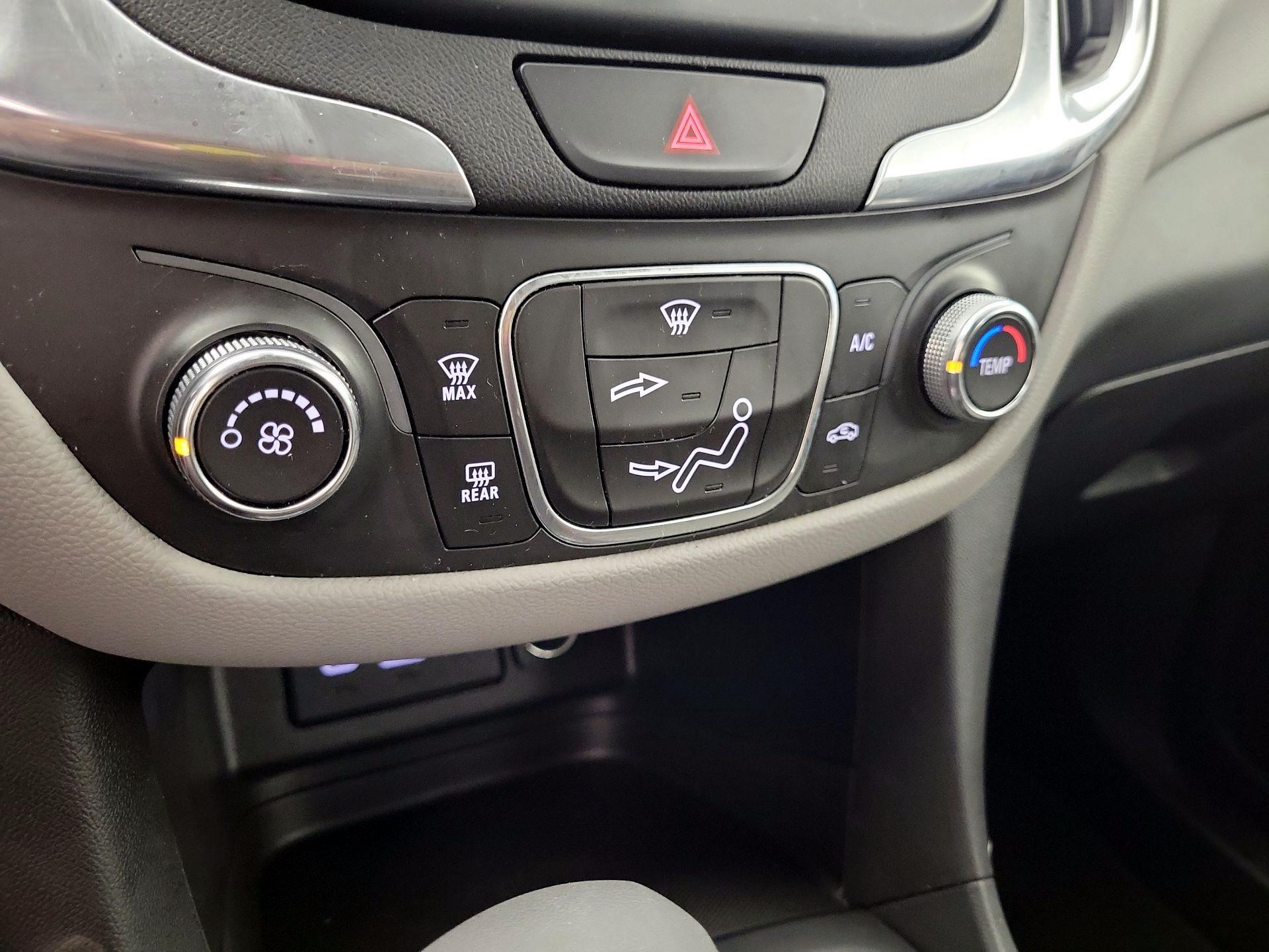 Thumbnail: 2021 Chevrolet Equinox - 16
