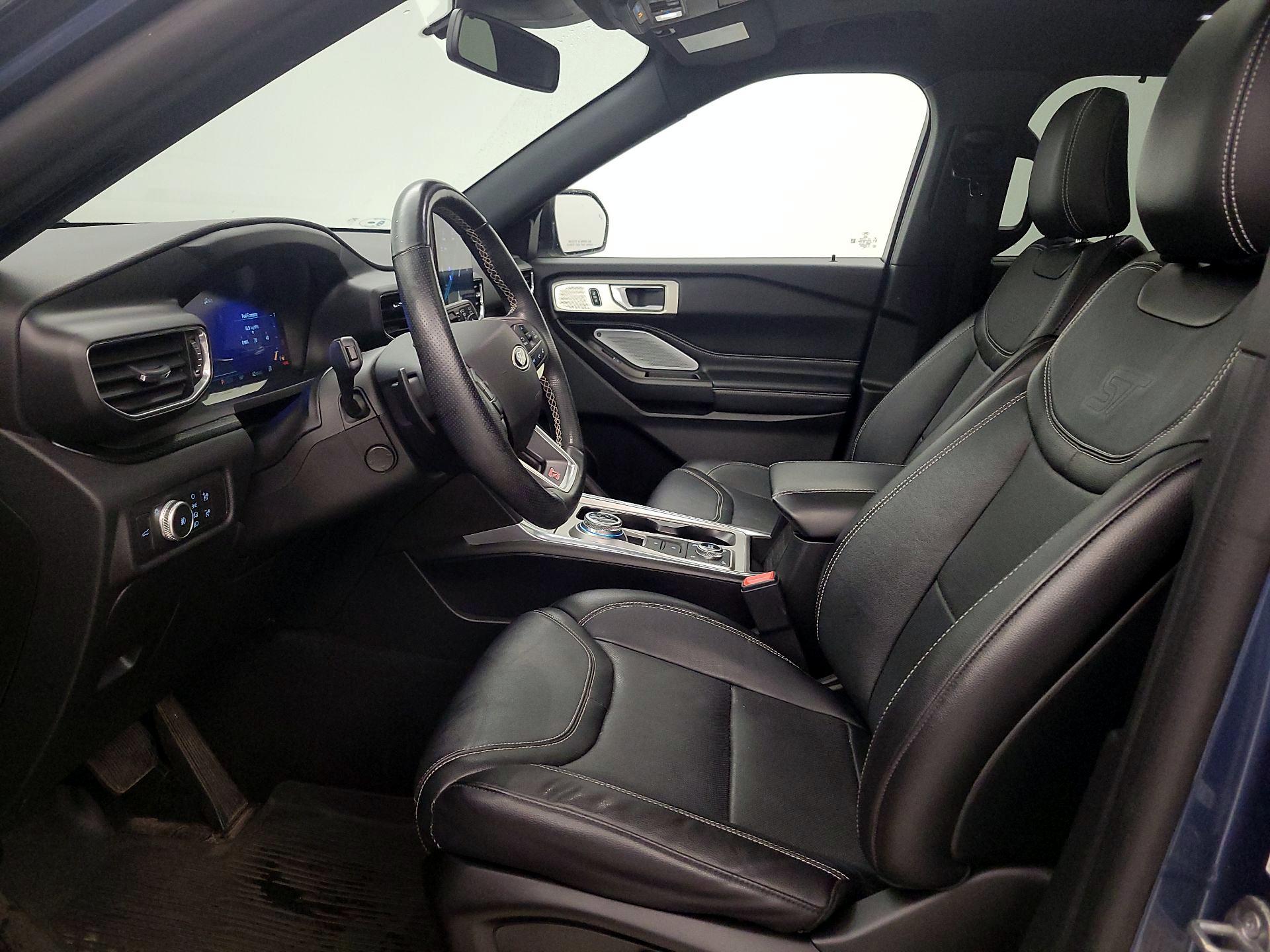 Thumbnail: 2020 Ford Explorer - 11