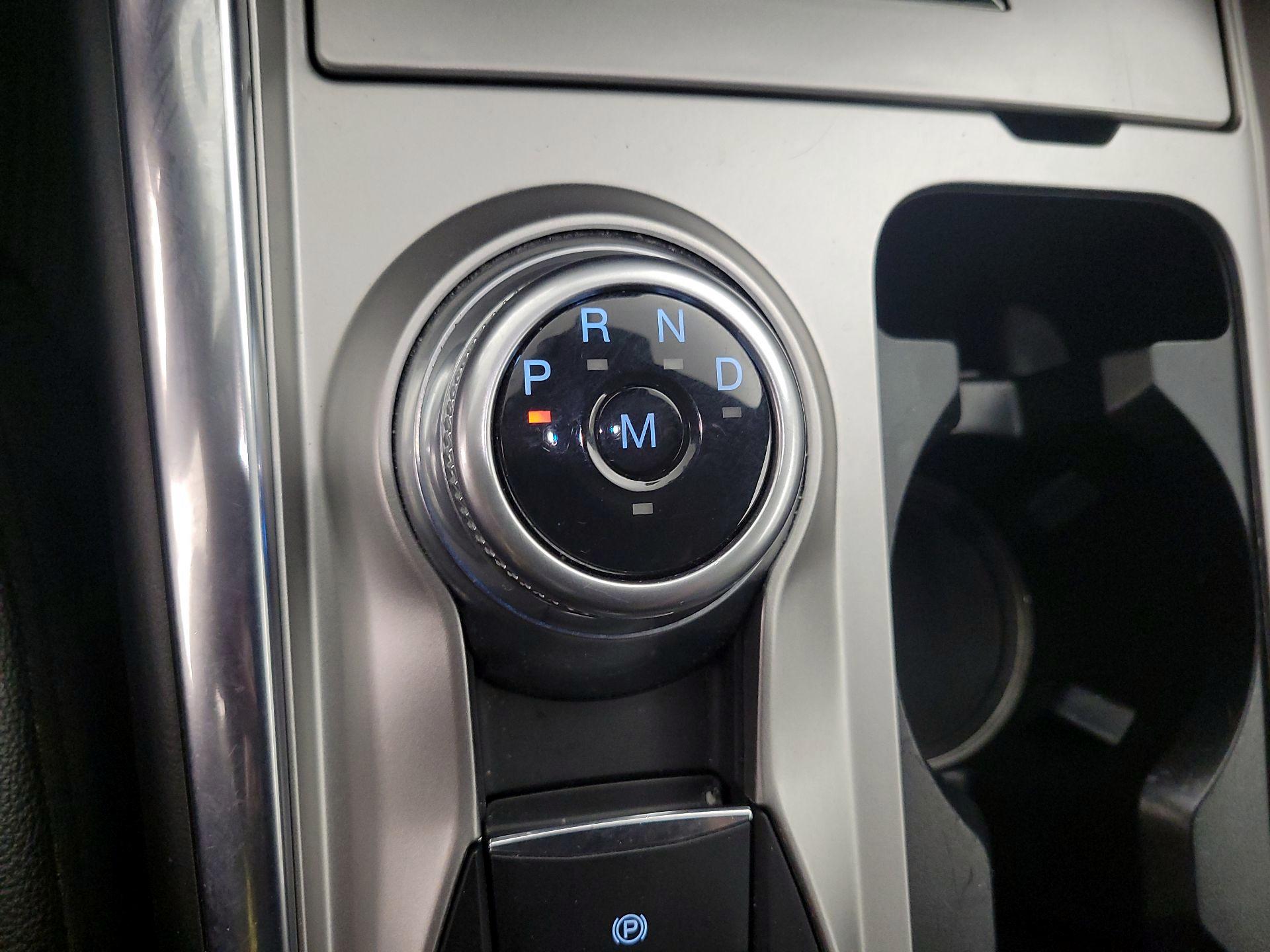 Thumbnail: 2020 Ford Explorer - 18
