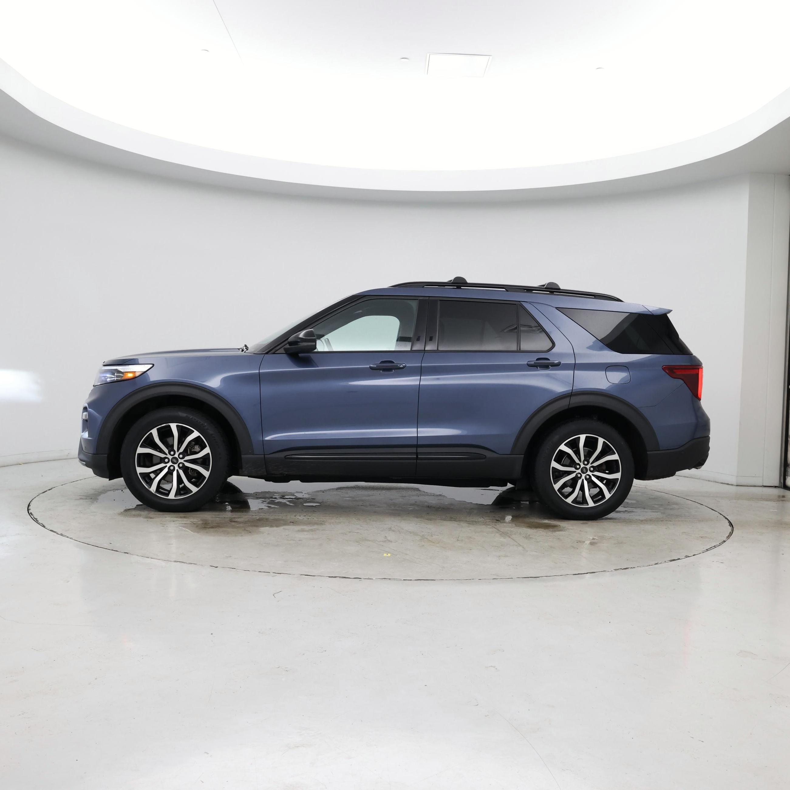 Thumbnail: 2020 Ford Explorer - 3