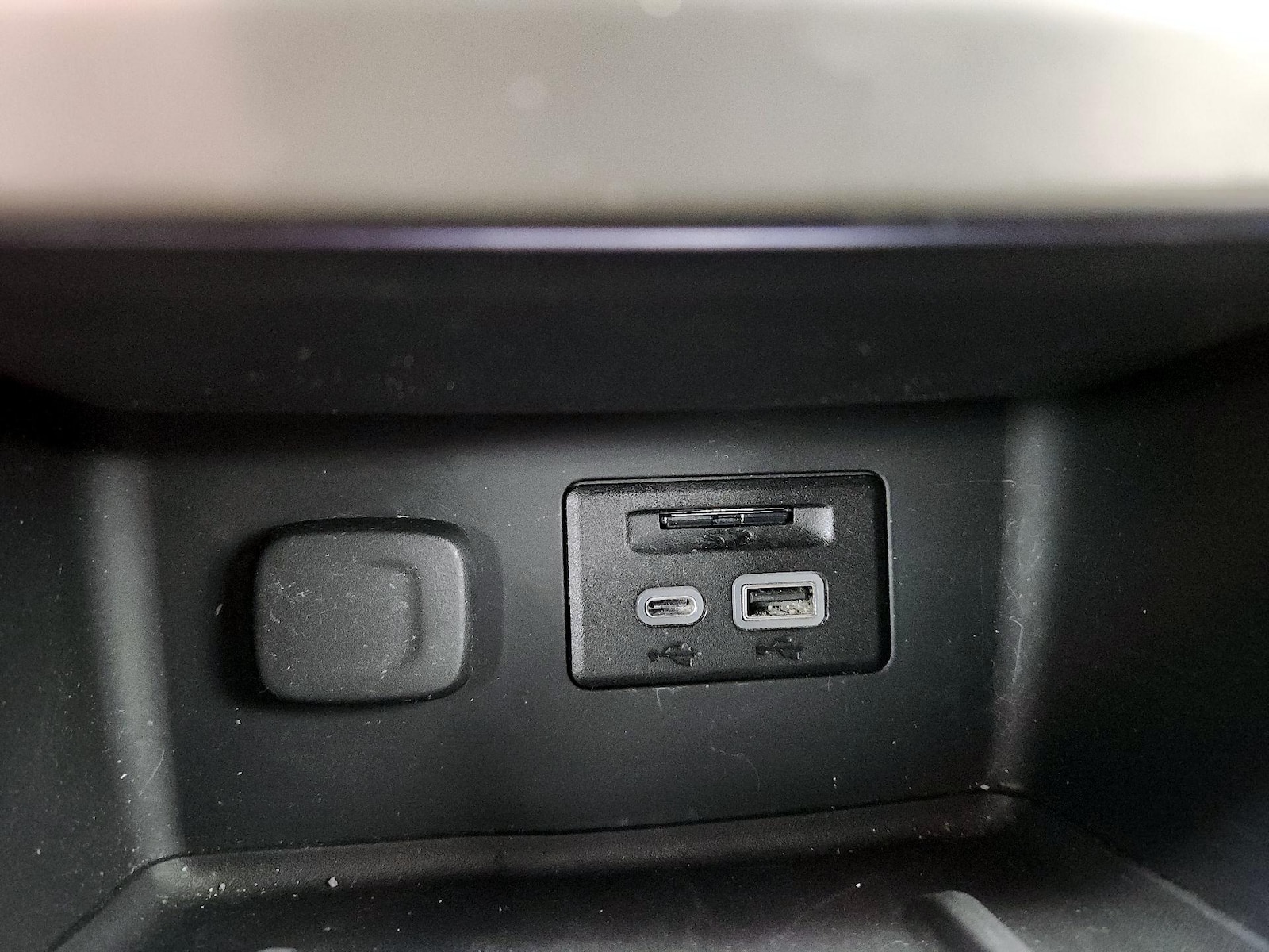 2020 GMC Acadia Denali - Photo 19