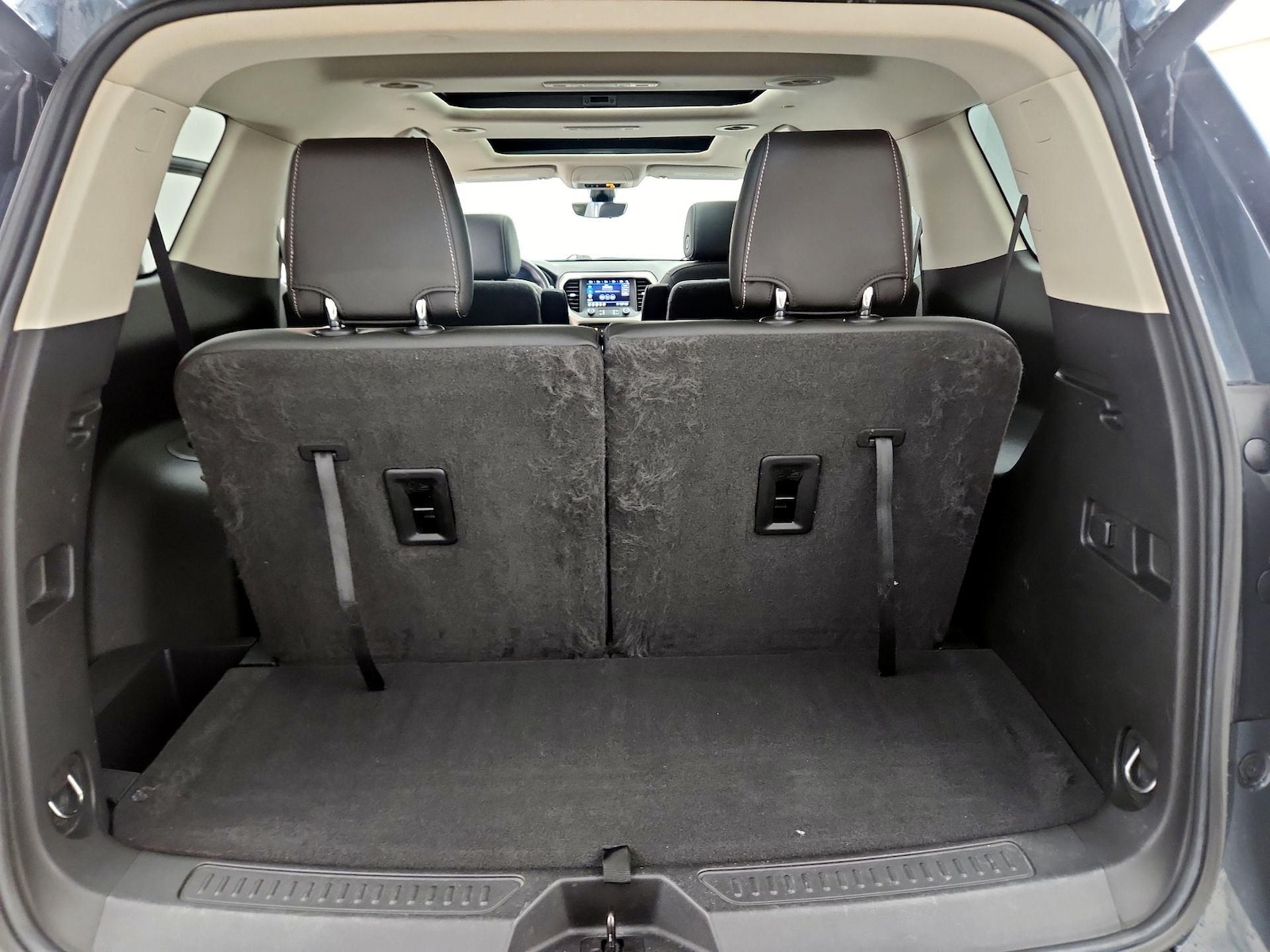 2020 GMC Acadia Denali - Photo 22