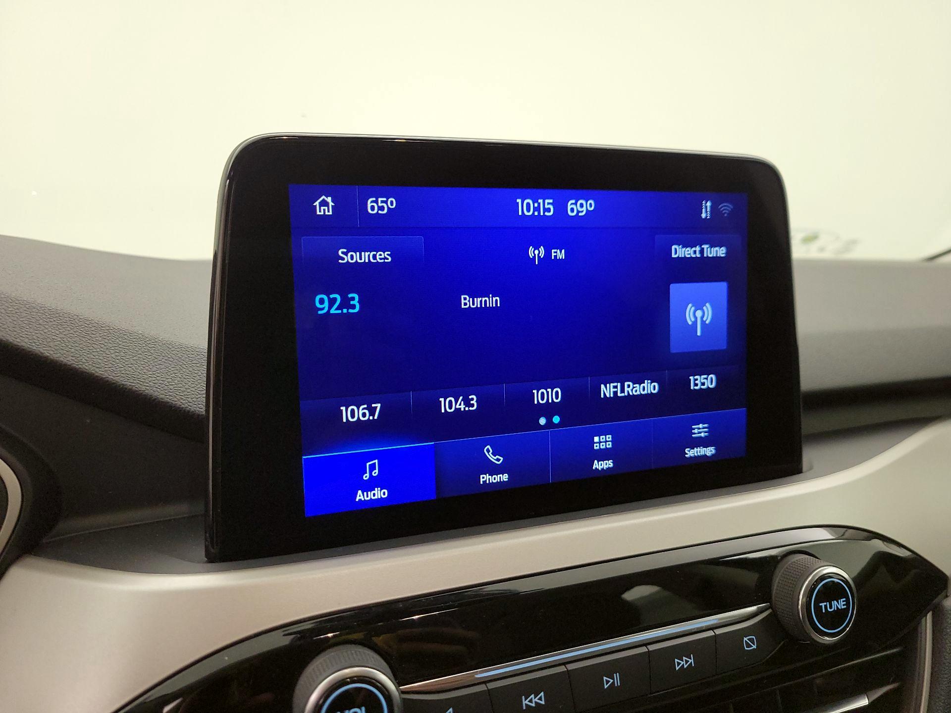 Thumbnail: 2022 Ford Escape - 16