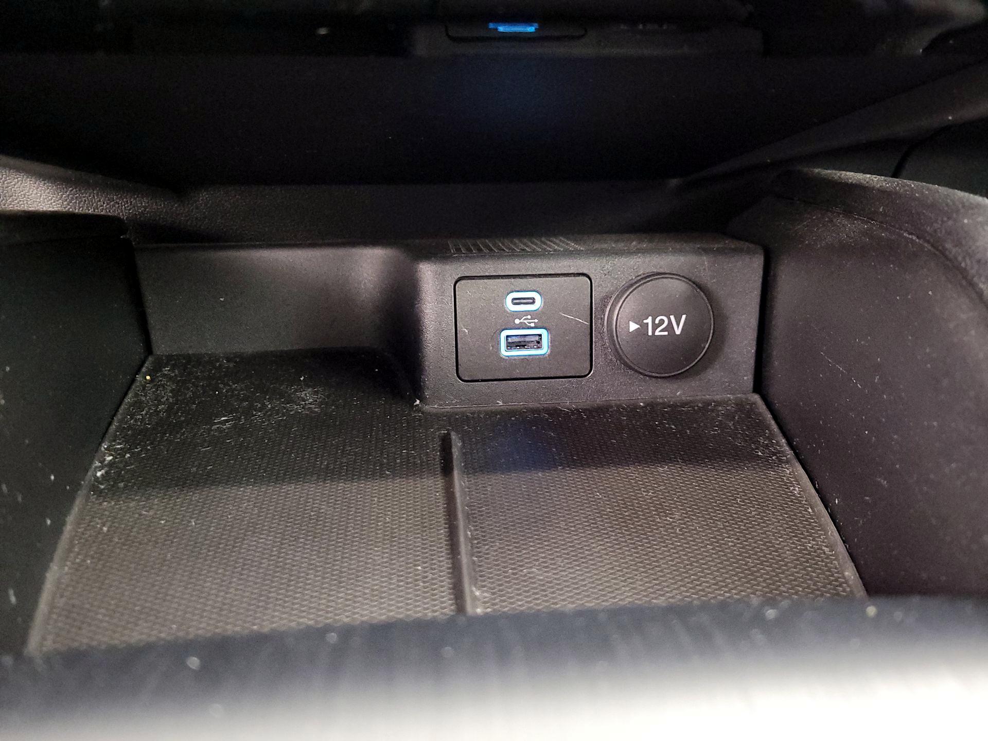 Thumbnail: 2022 Ford Escape - 19