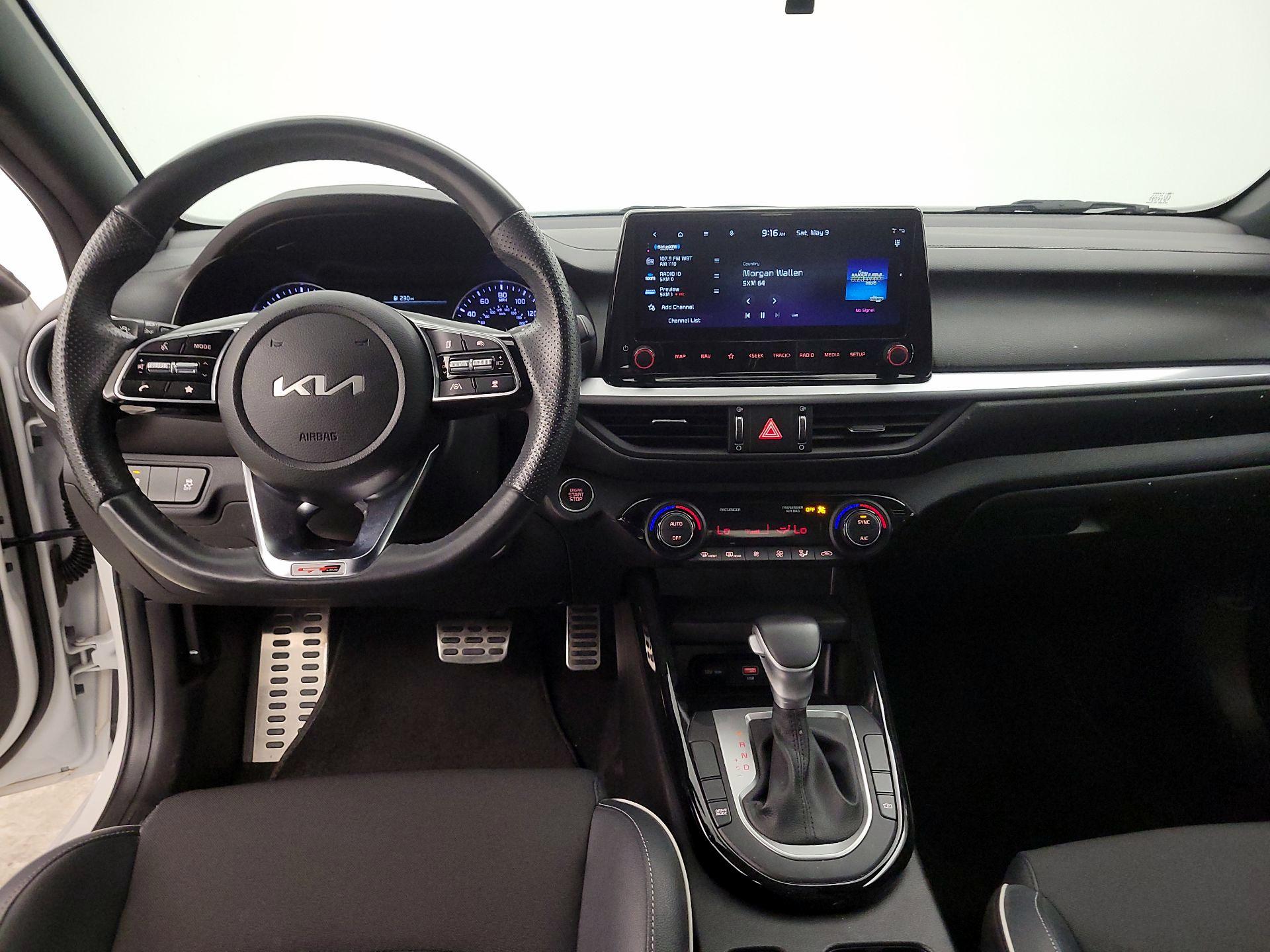 Thumbnail: 2023 Kia Forte - 9