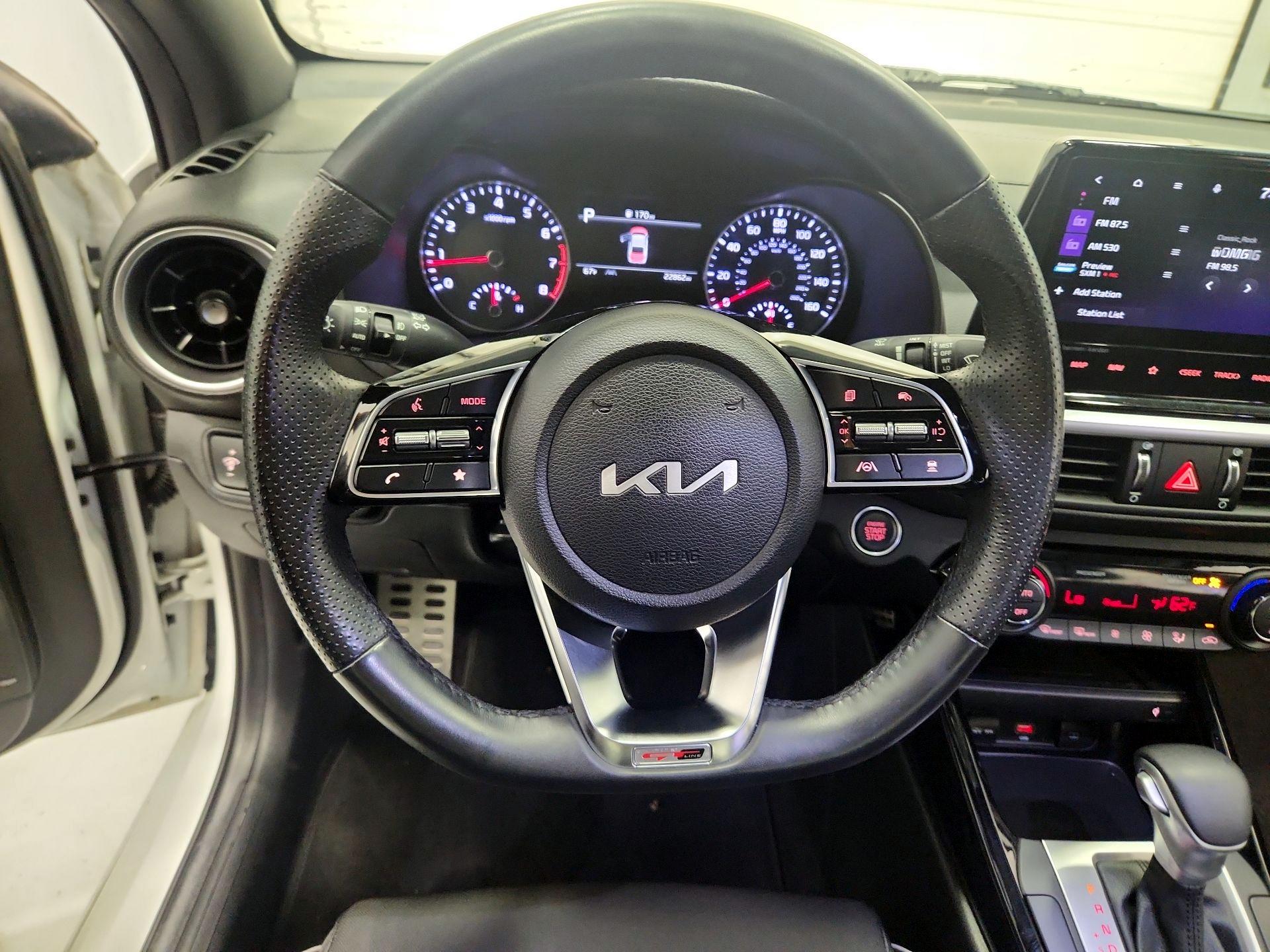 Thumbnail: 2023 Kia Forte - 10
