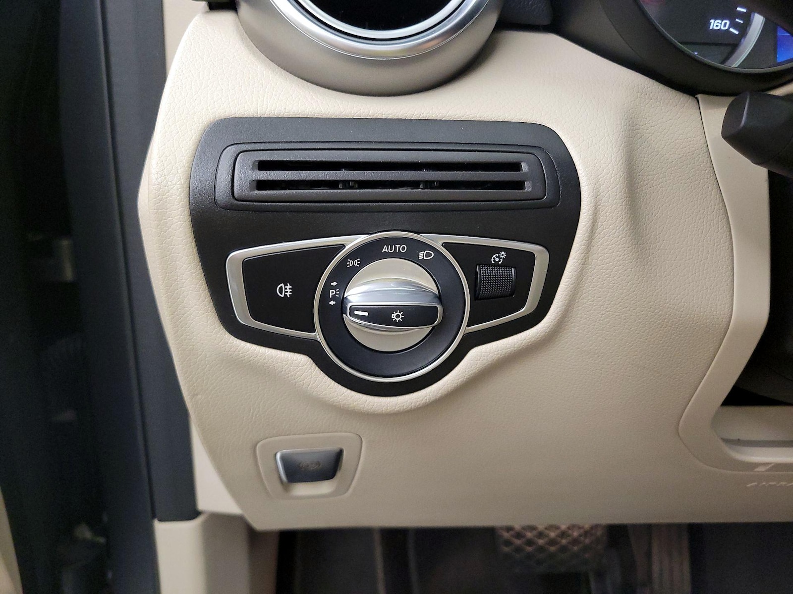2020 Mercedes-Benz GLC Coupe GLC300 - Photo 14