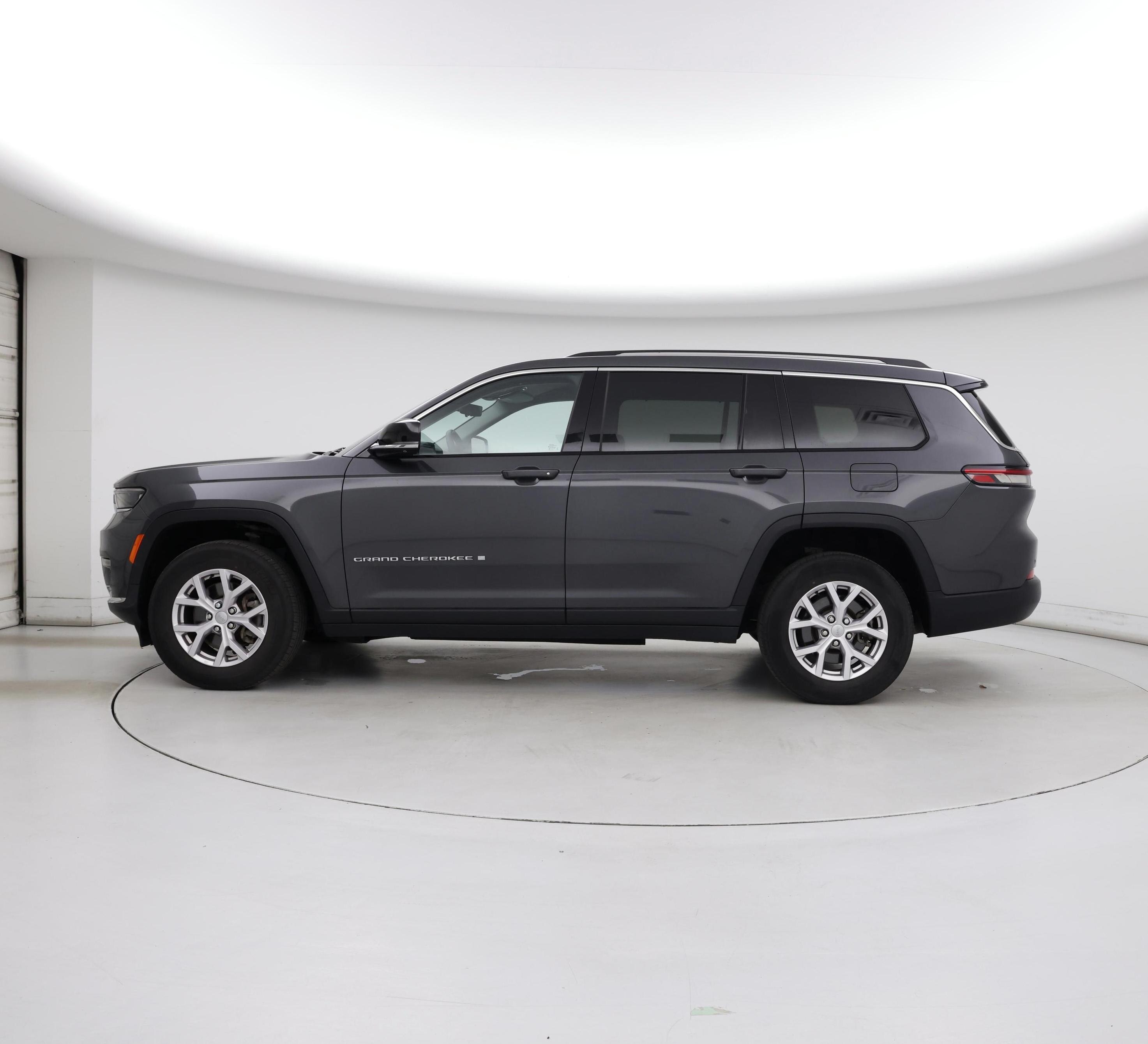 Thumbnail: 2022 Jeep Grand Cherokee L - 3