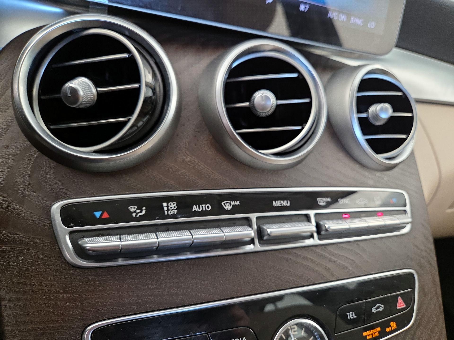 Thumbnail: 2020 Mercedes-Benz C-Class - 16