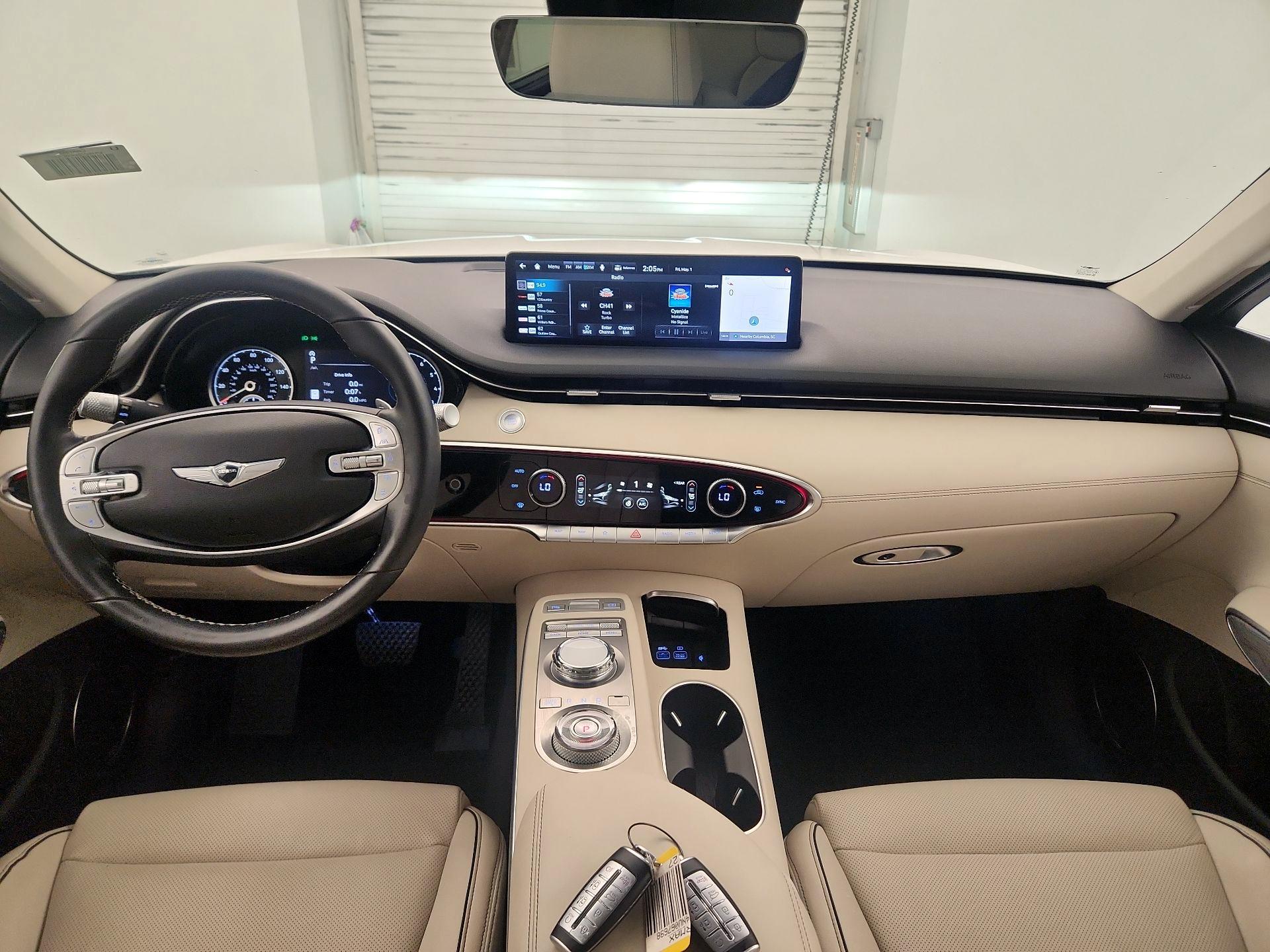 Thumbnail: 2022 Genesis GV70 - 8